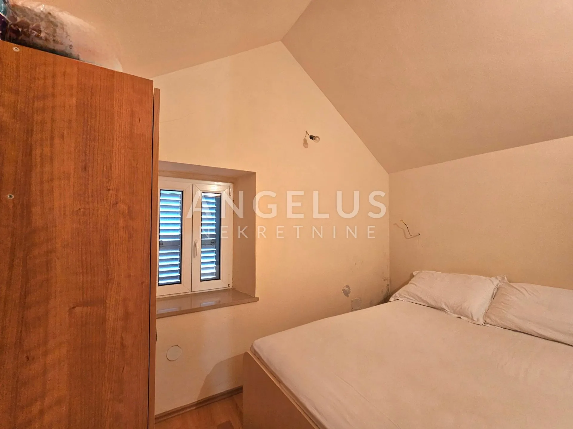 brač, sutivan - renovirana kamena kuća u centru mjesta, 90 m2 - slika 26