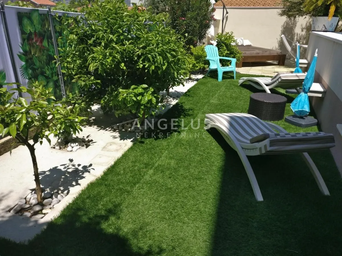 trogir - uređena apartmanska kuća sa bazenom i teretanom, 350 m2 - slika 3