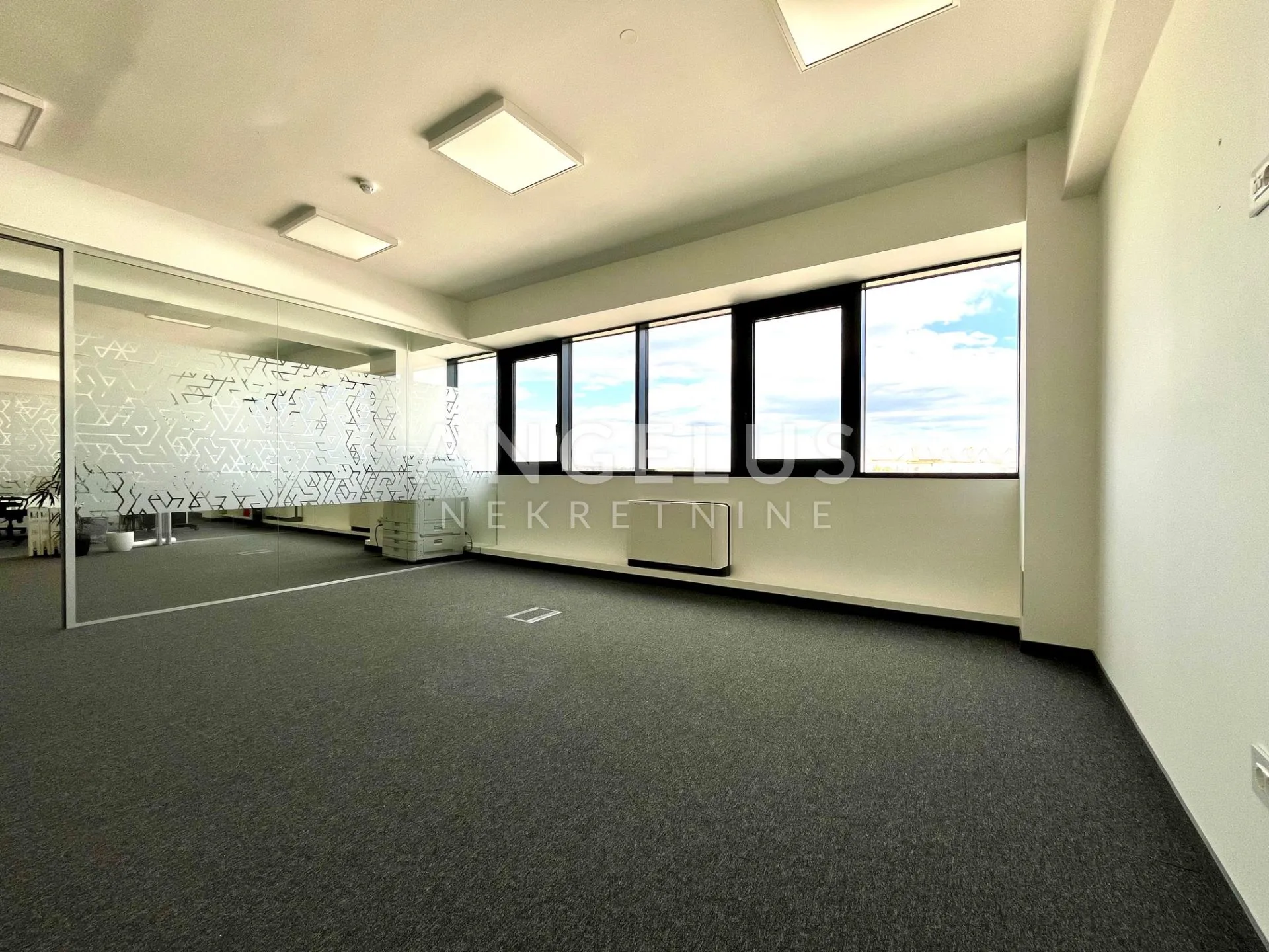 zagreb, žitnjak - poslovni prostor 80m2 - slika 5