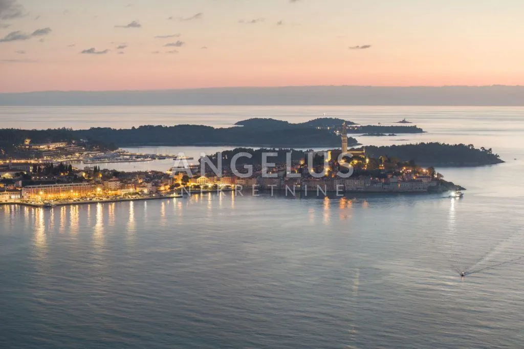 istra, rovinj - luksuzni stan sa pogledom na stari grad - slika 30