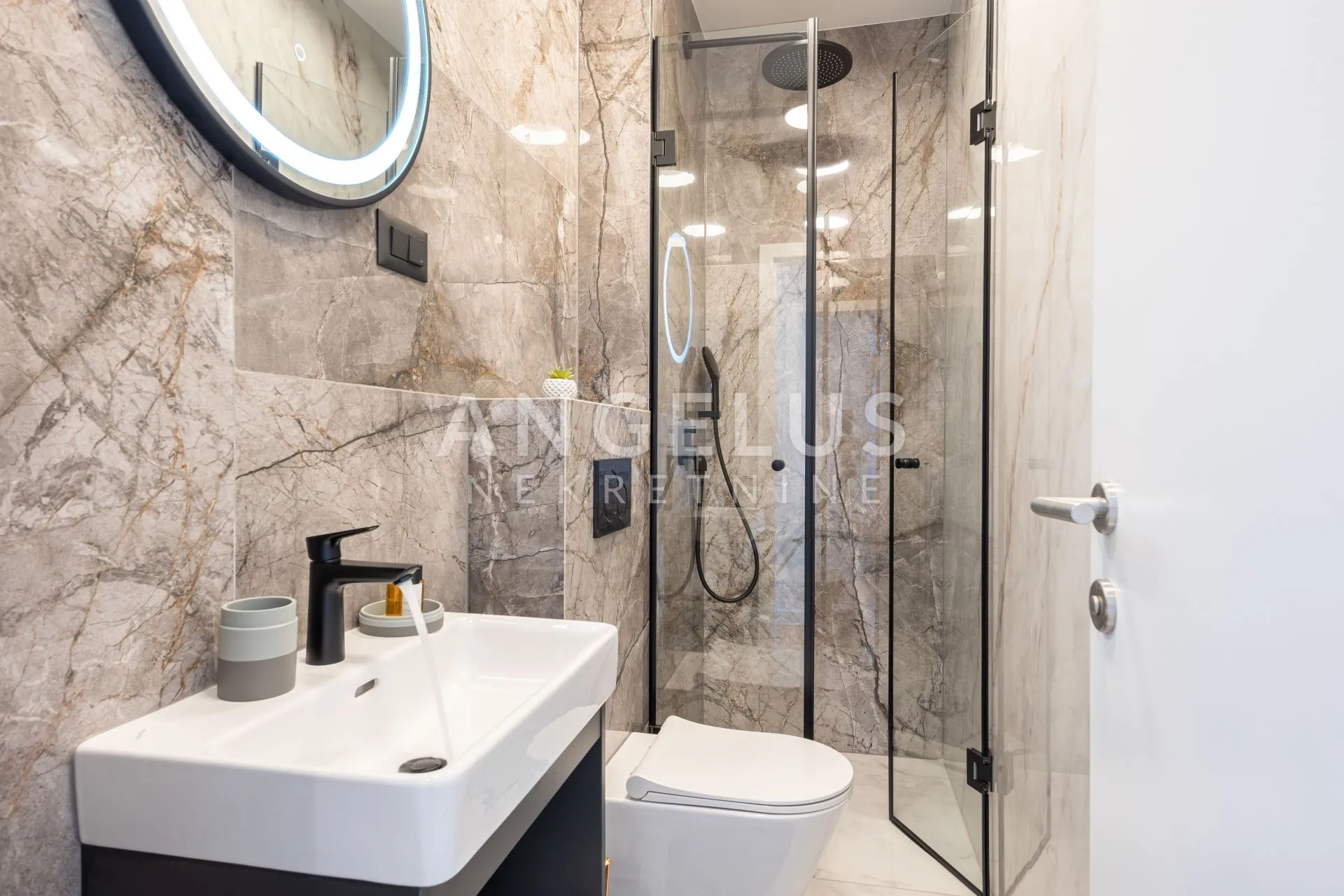 trogir, čiovo - moderna vila u nizu, sa bazenom i prekrasnim pogledom na more, 282 m2 - slika 20