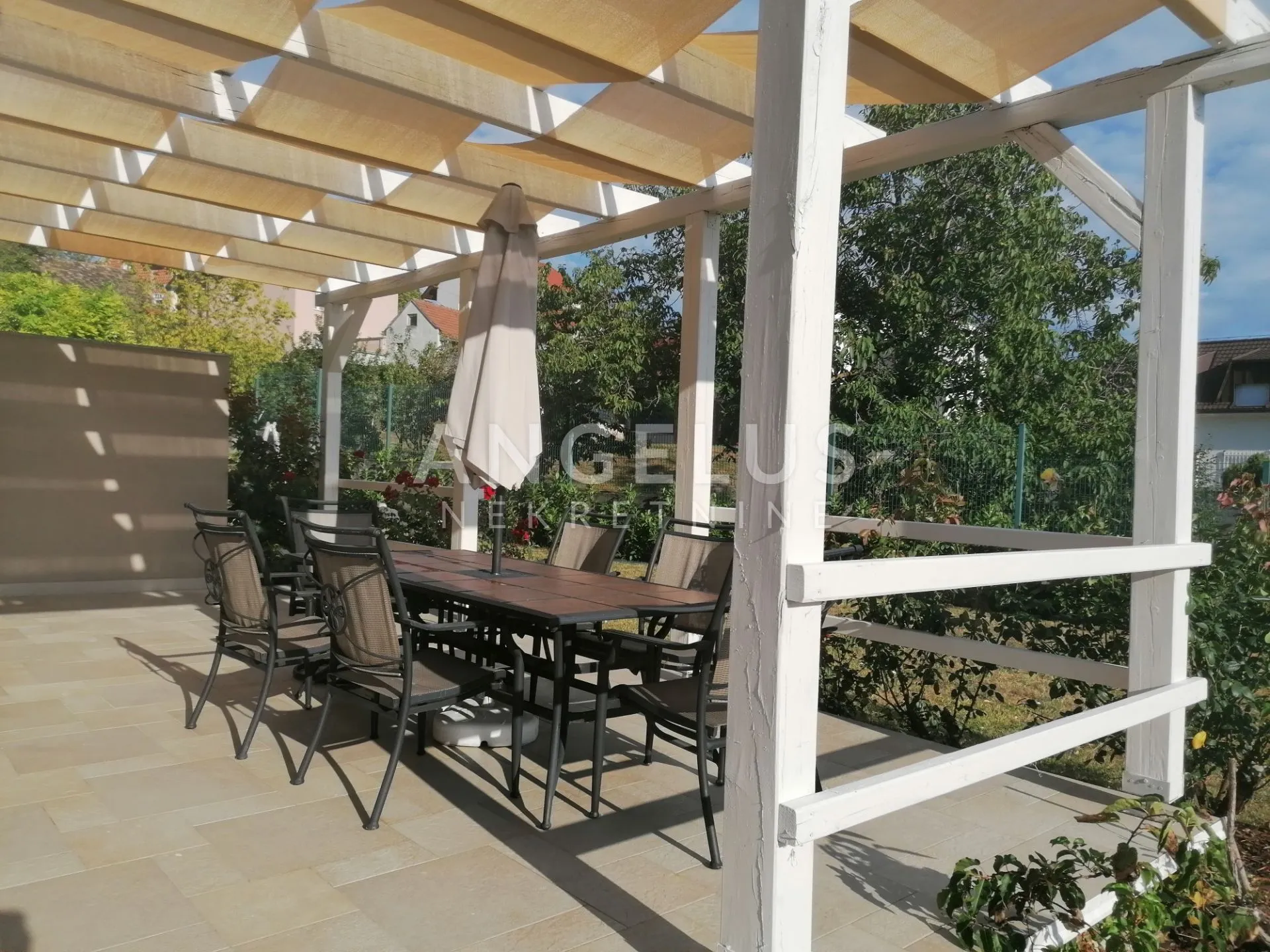 zagreb, šestine - dvojna obiteljska kuća 330m2 s vrtom - slika 17
