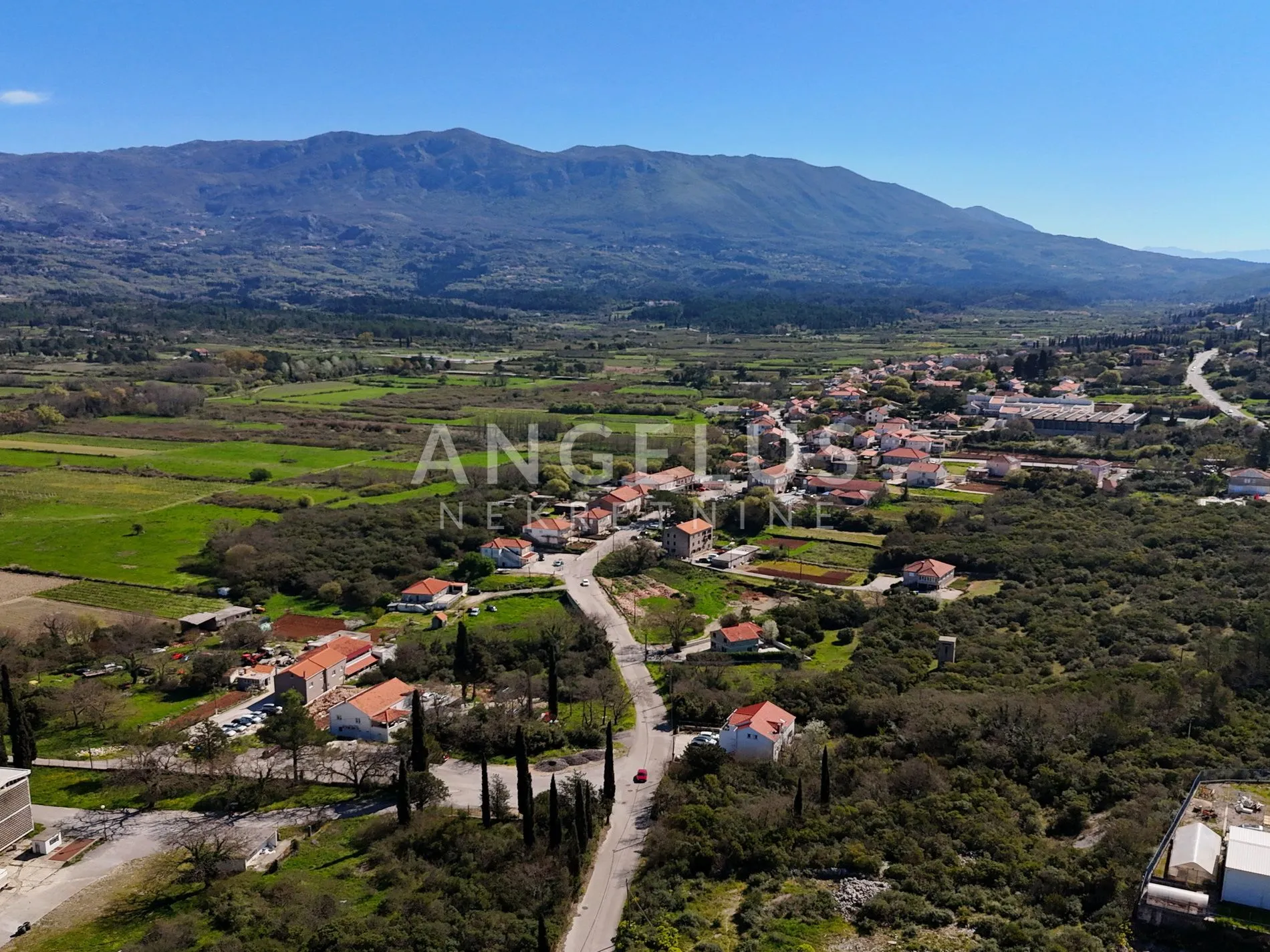 Konavle, Gruda – zemljište u poslovnoj zoni s velikim razvojnim potencijalom, 4.488 m2 – PRODAJA - Gruda, Konavle
