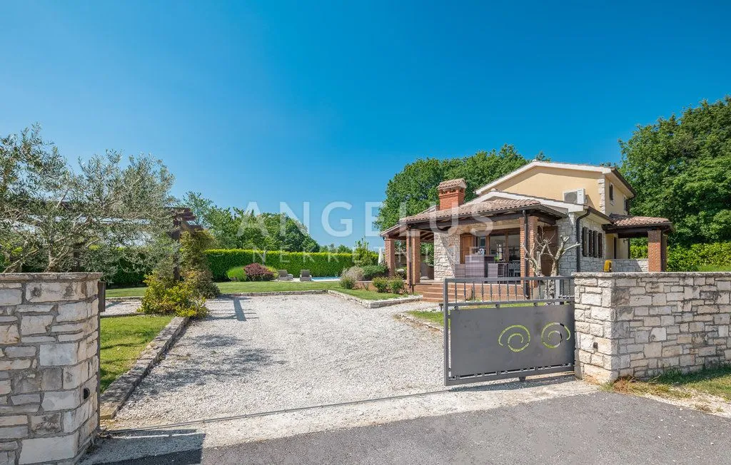 istra, sv. lovreč - vila s bazenom 120m2 - slika 5