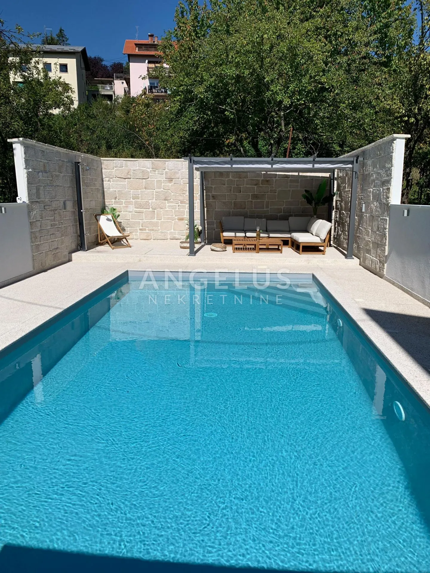 zagreb, gračani - moderna kuća 250m2 s bazenom - slika 19