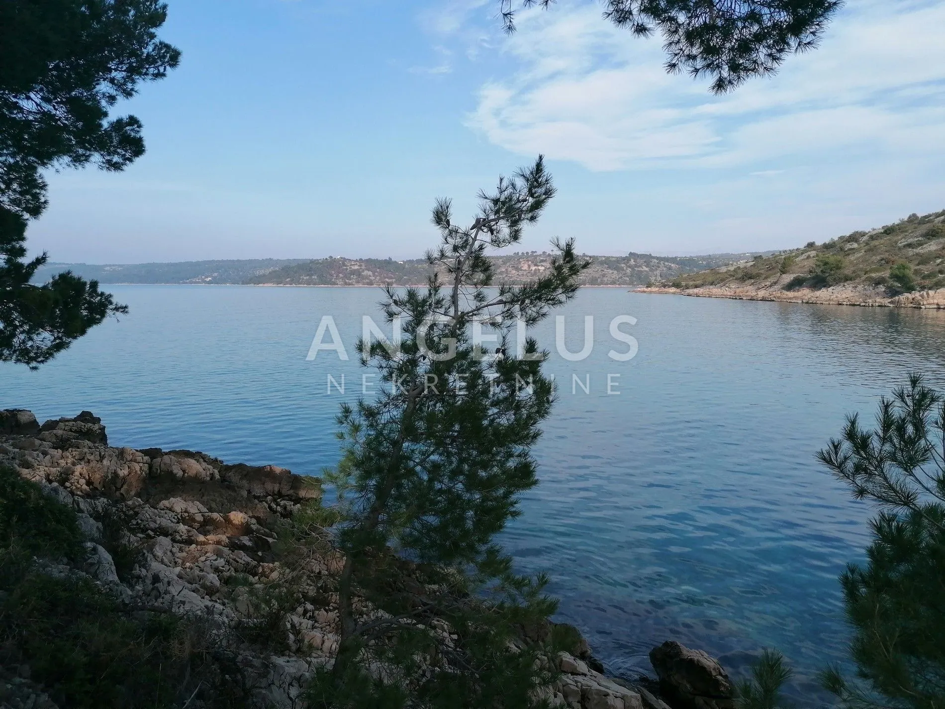 brač - polj.zem. sa objektom prvi red uz more, 2040 m2, prodaja - slika 8