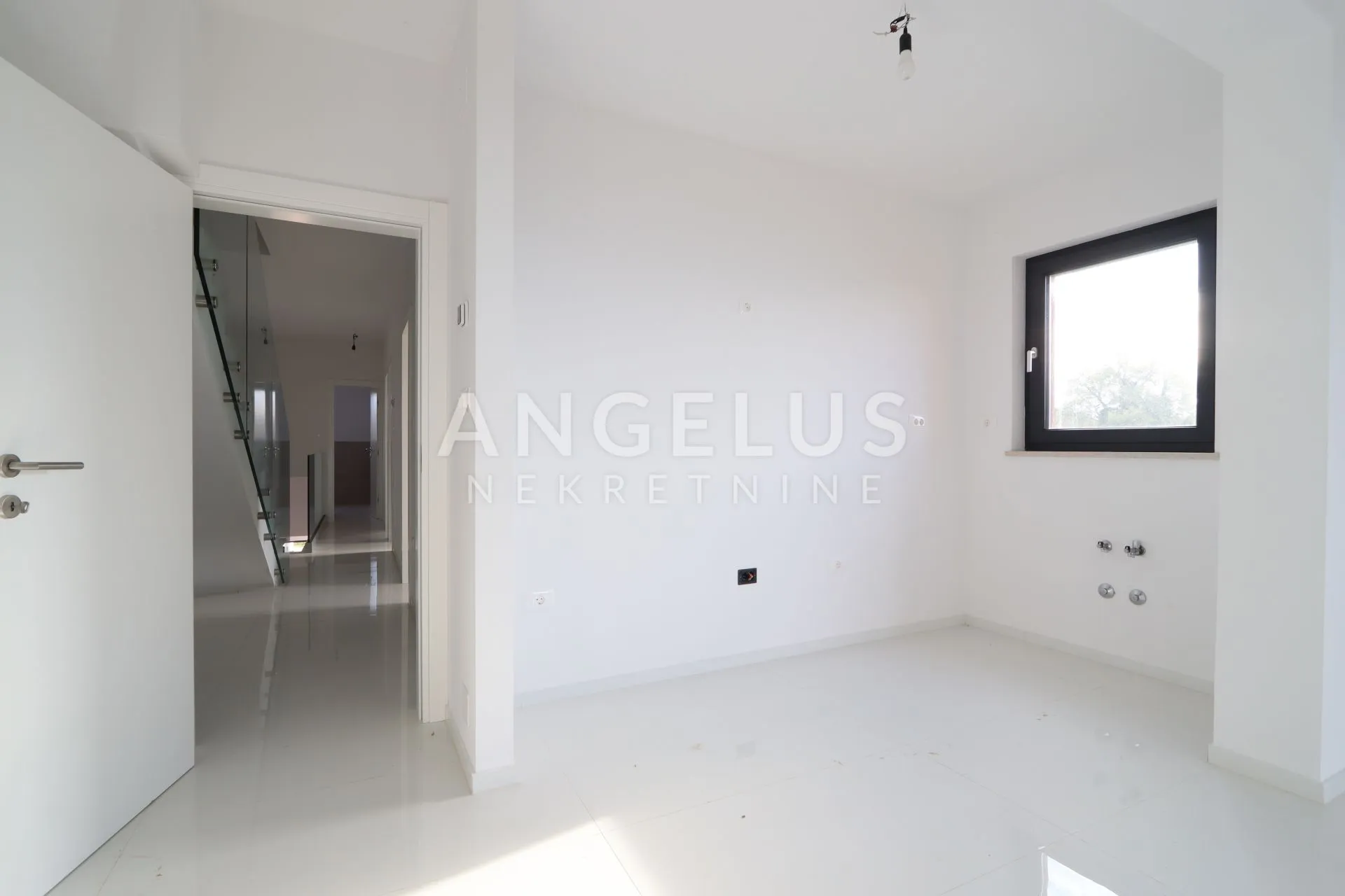 istra, poreč - dvoetažni stan s pogledom na more 120m2 - slika 15