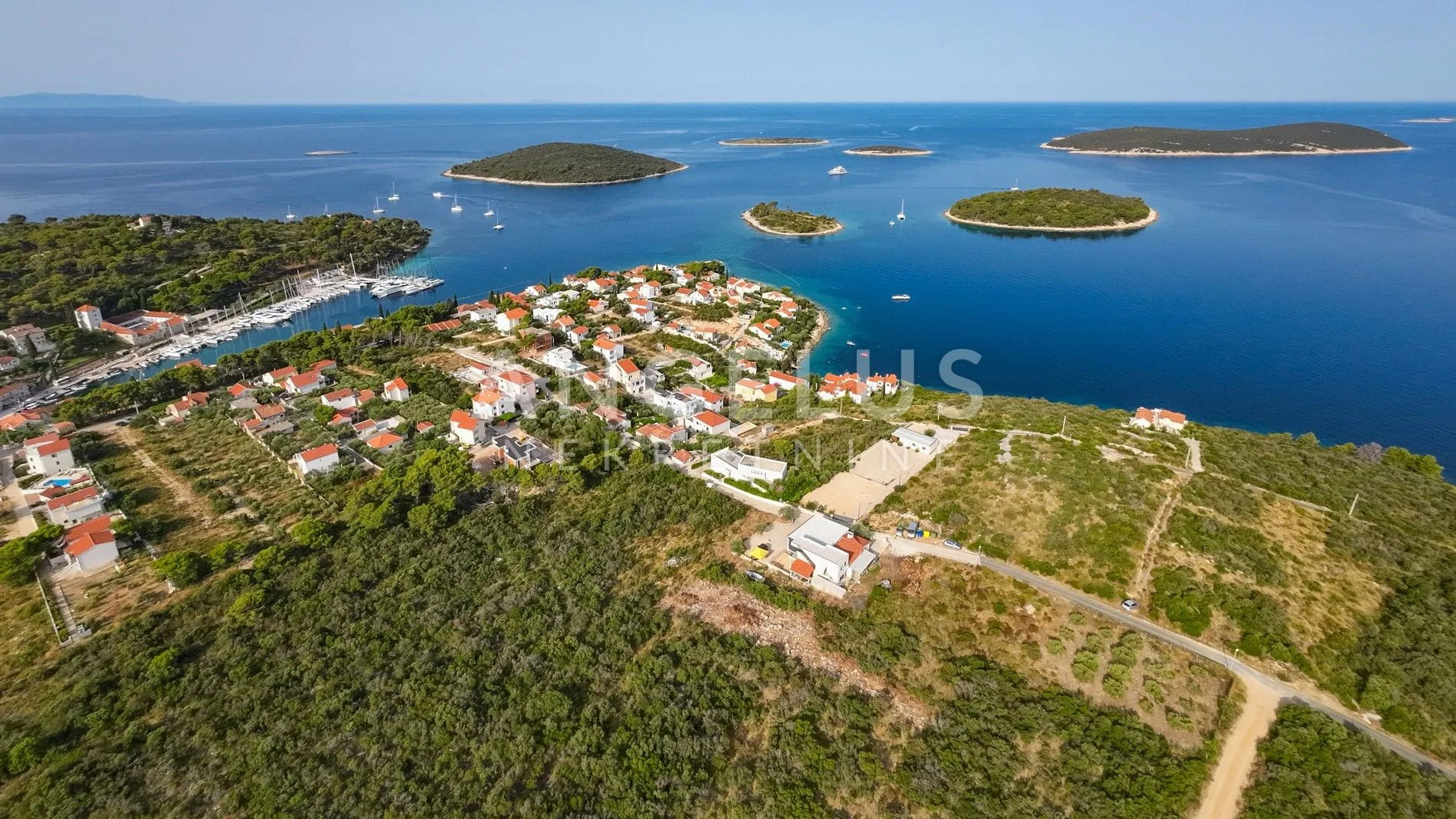 šolta, maslinica - građ.zemljište sa panoramskim pogledom - slika 21