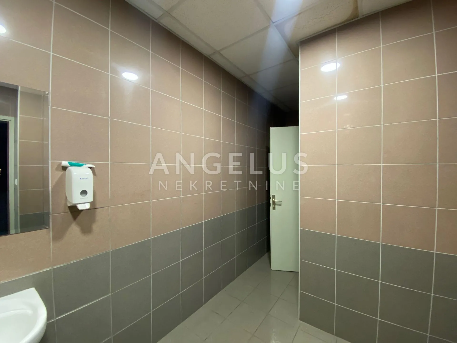 zagreb, buzin - uredski prostor 600m2 - slika 9