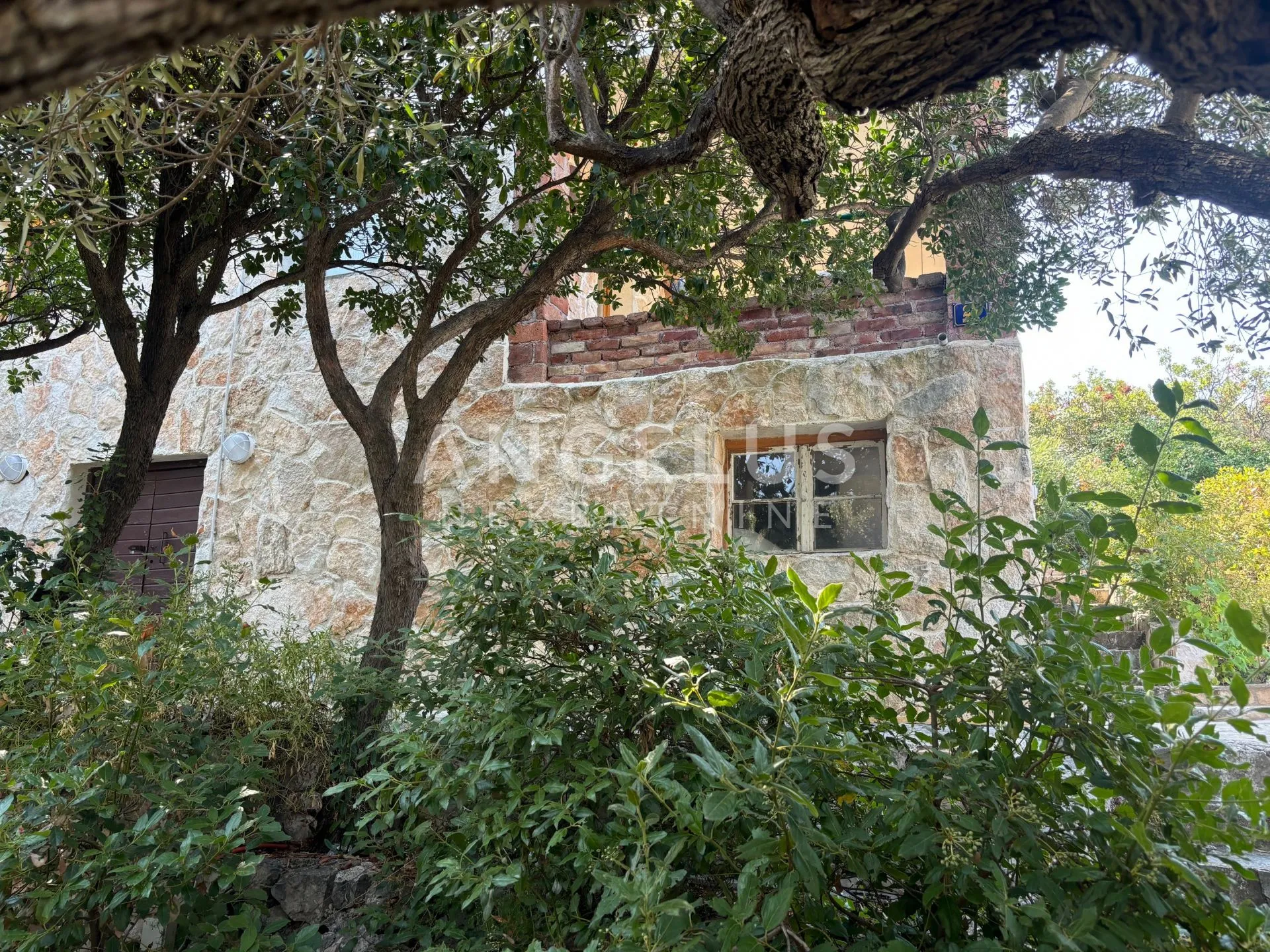 brač, bobovišća - prekrasna kamena kuća sa otvorenim pogeldom - slika 16