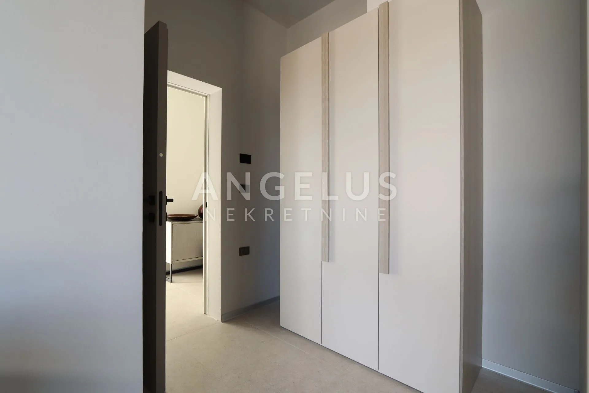 istra, svetvičenat - moderna vila bazenom, 220 m2 - slika 20