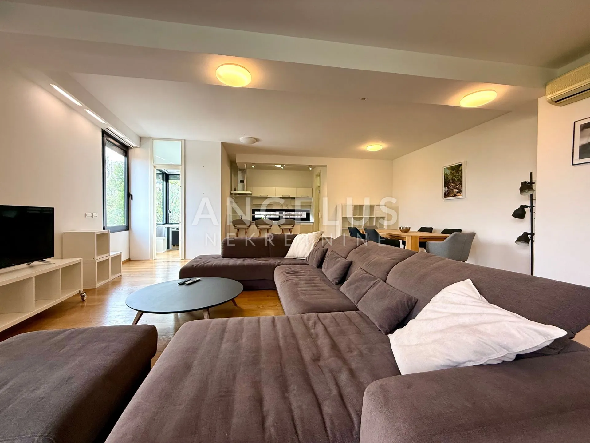 Zagreb, Srebrnjak - stan za najam, 130 m2