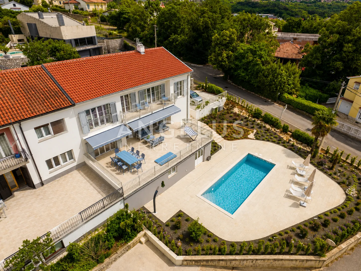 opatija, volosko - kuća s pogledom na more s bazenom, 230m2, dugoročni najam! - slika 4