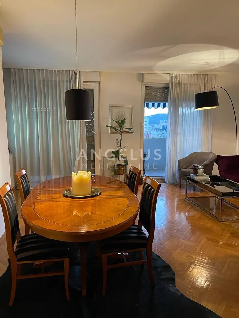 split, sukoišan - elegantan dvosoban stan s garažnin parkirnim mjestom, 80 m2, prodaja - slika 2