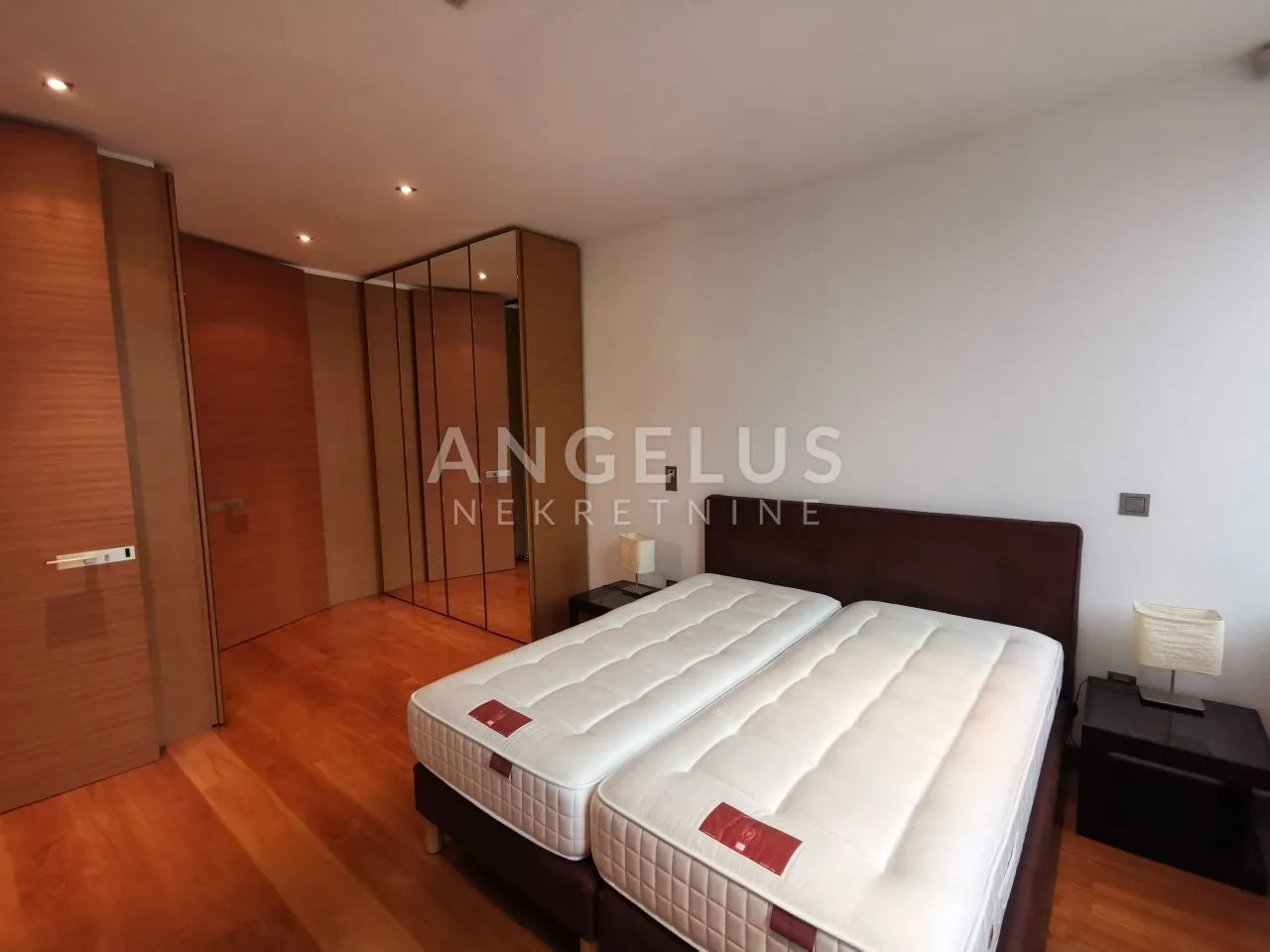 zagreb, centar - luksuzni stan 90m2 moderno opremljen - slika 8