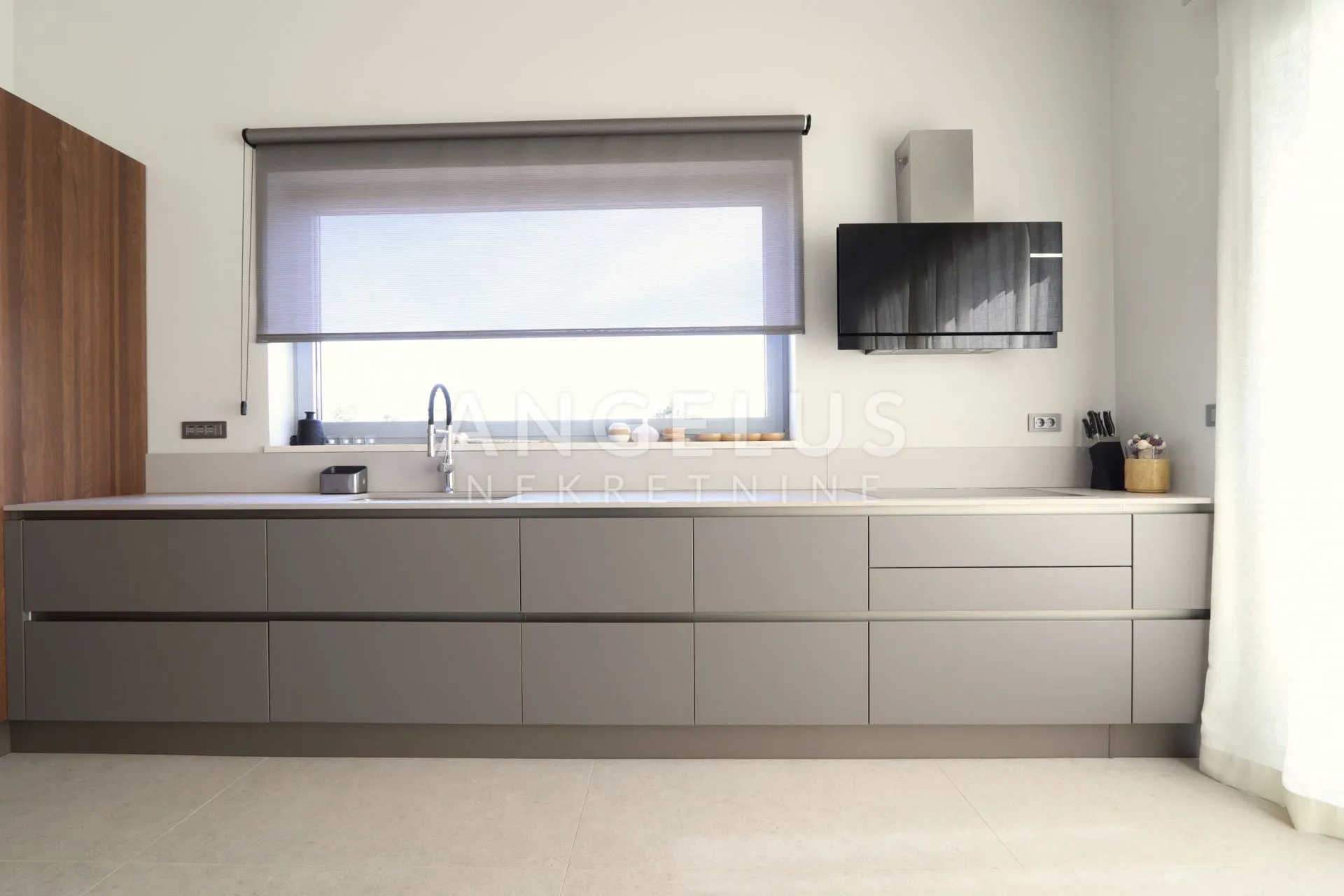 istra, svetvičenat - moderna vila bazenom, 220 m2 - slika 30