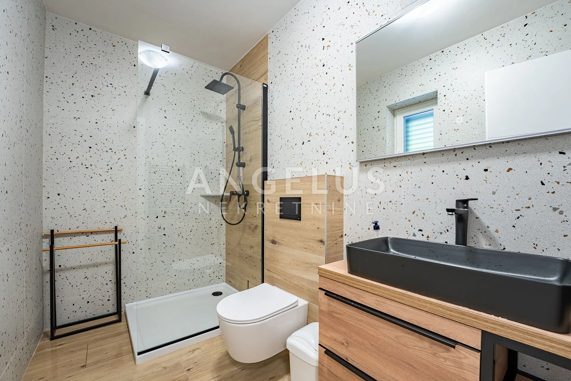 krk, dobrinj - luksuzna vila s bazenom 300m2 - slika 22