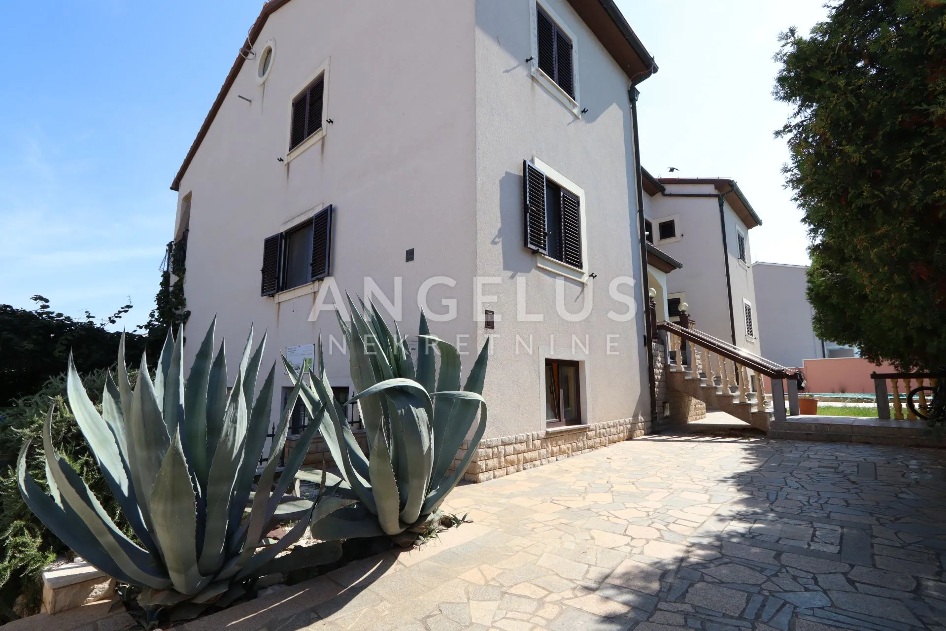 istra, pula - apartmanska kuća 629 m2 s bazenom - slika 24