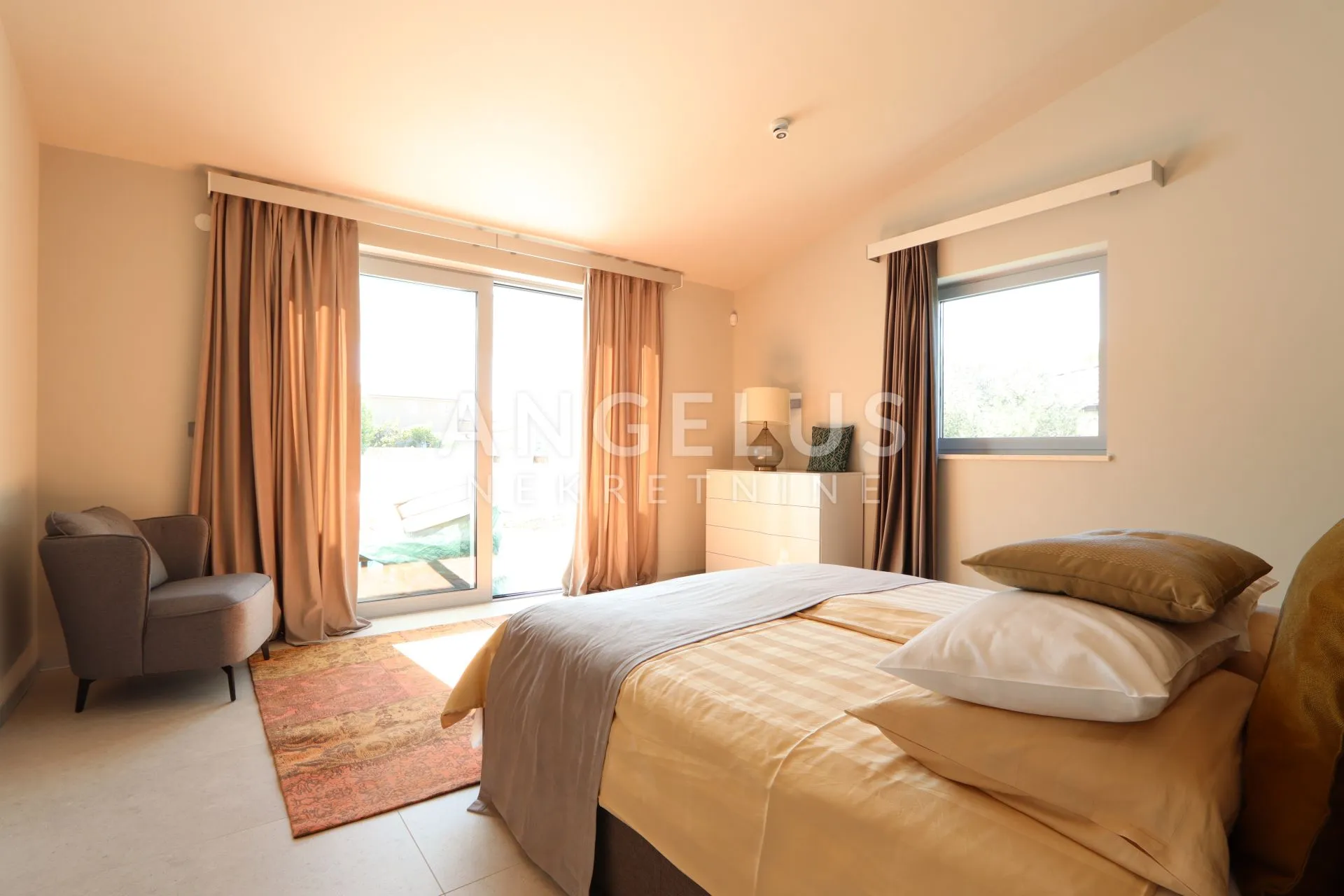 istra, svetvičenat - moderna vila bazenom, 220 m2 - slika 21