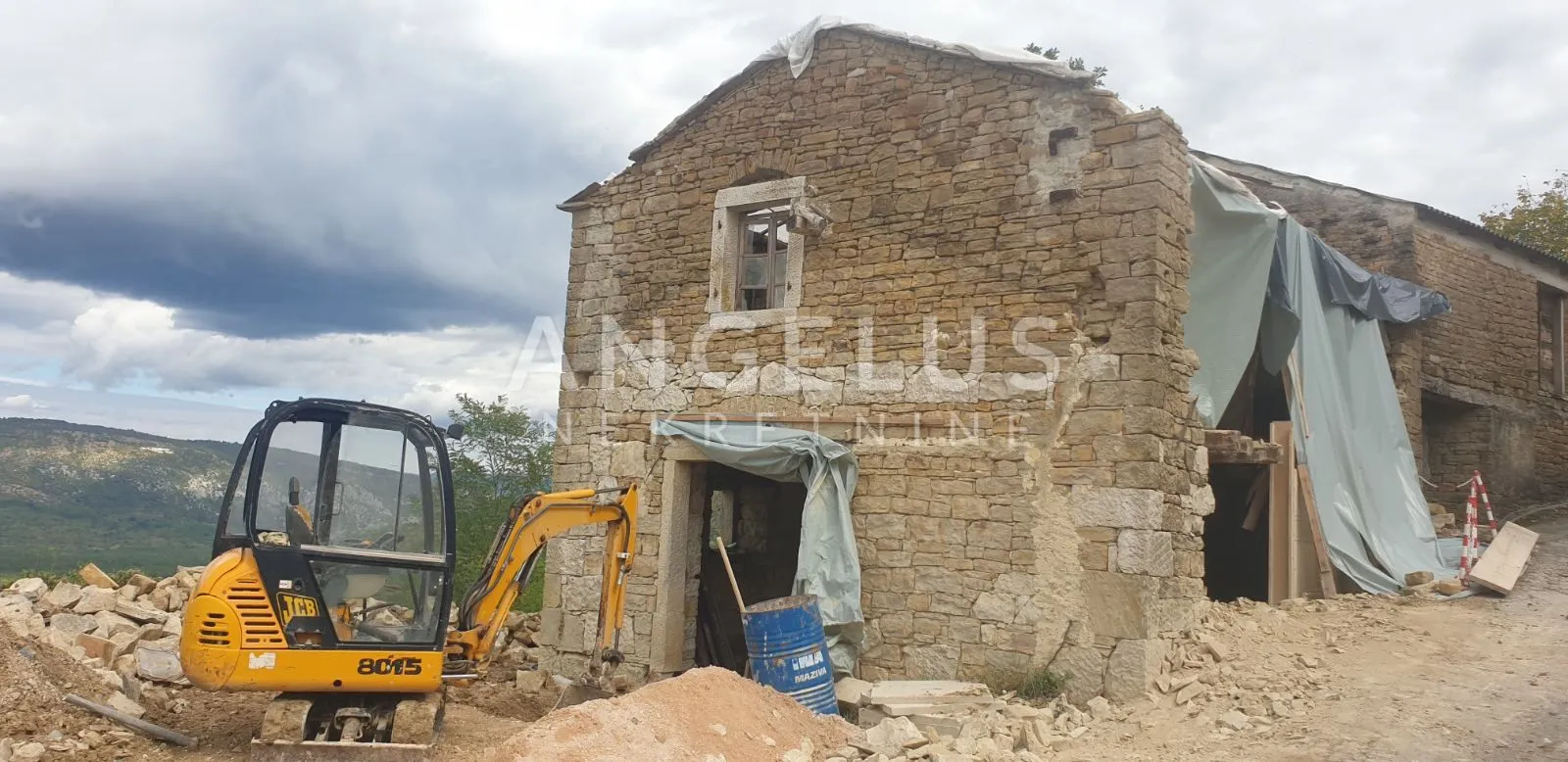 istra, motovun - kamena kuća u renovaciji, 80m2 - slika 9