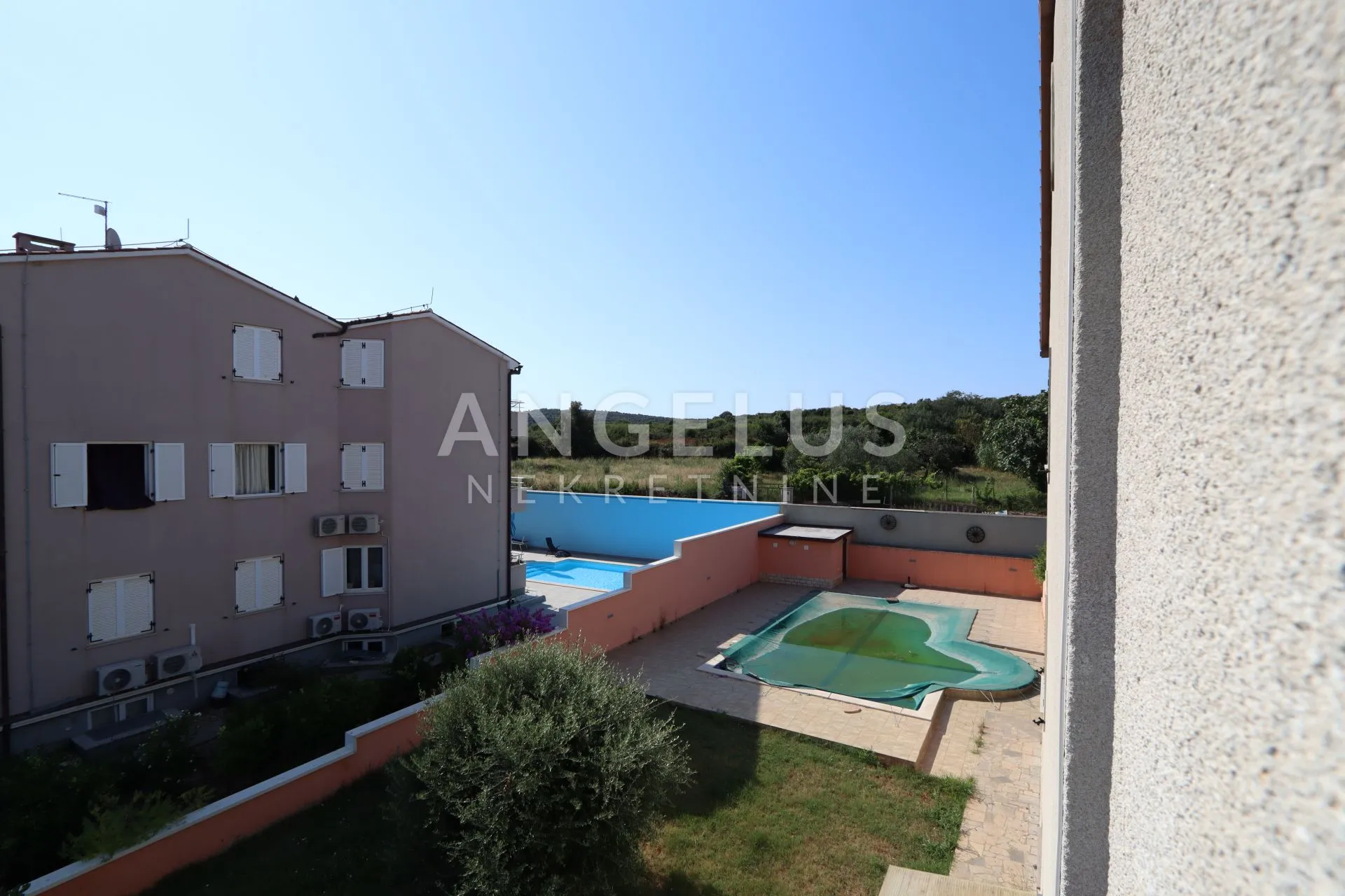 istra, pula - apartmanska kuća 629 m2 s bazenom - slika 21