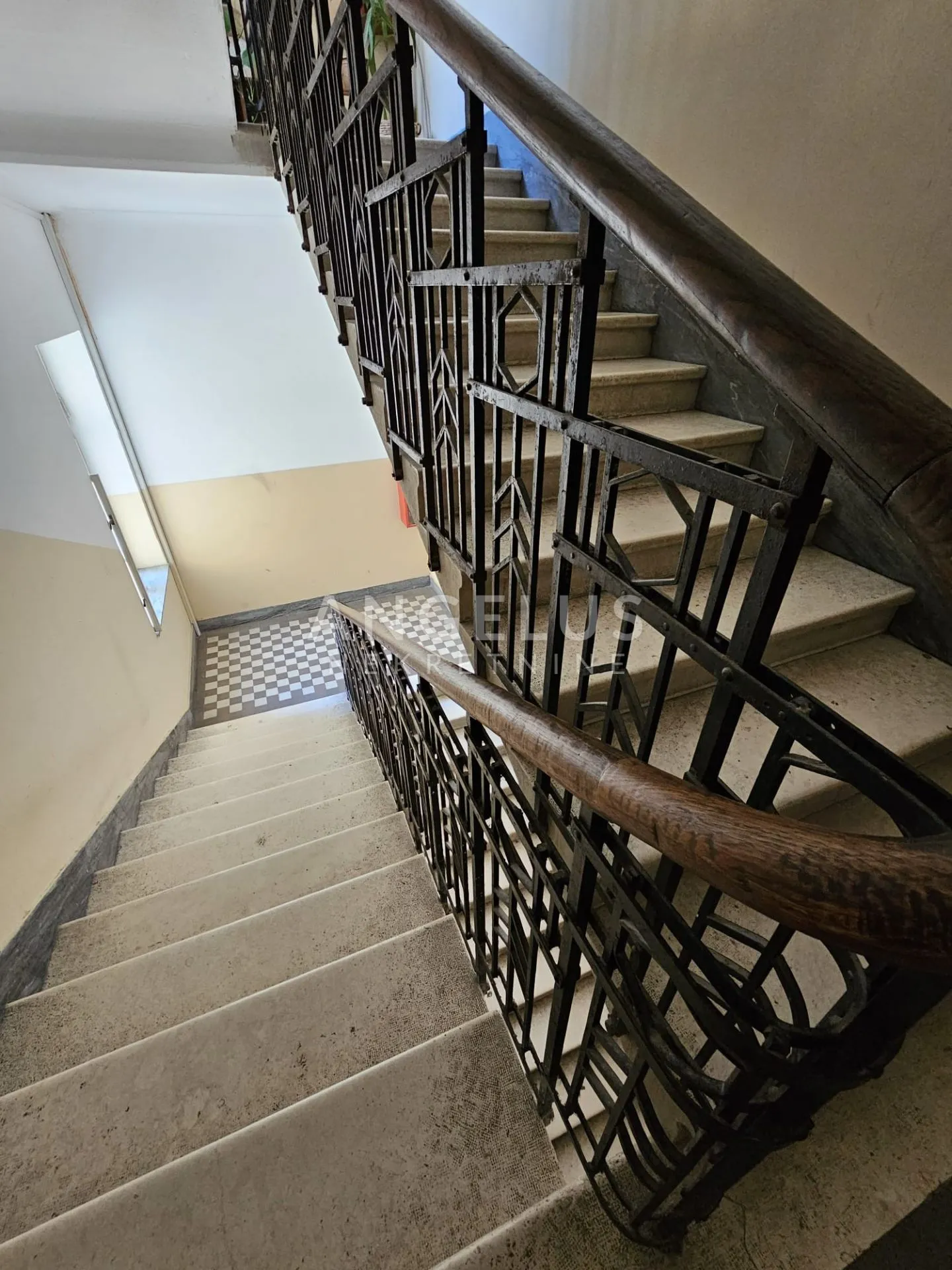 split, centar - lijepi građanski četverosoban stan s velikim potencijalom, 151 m2 - slika 21