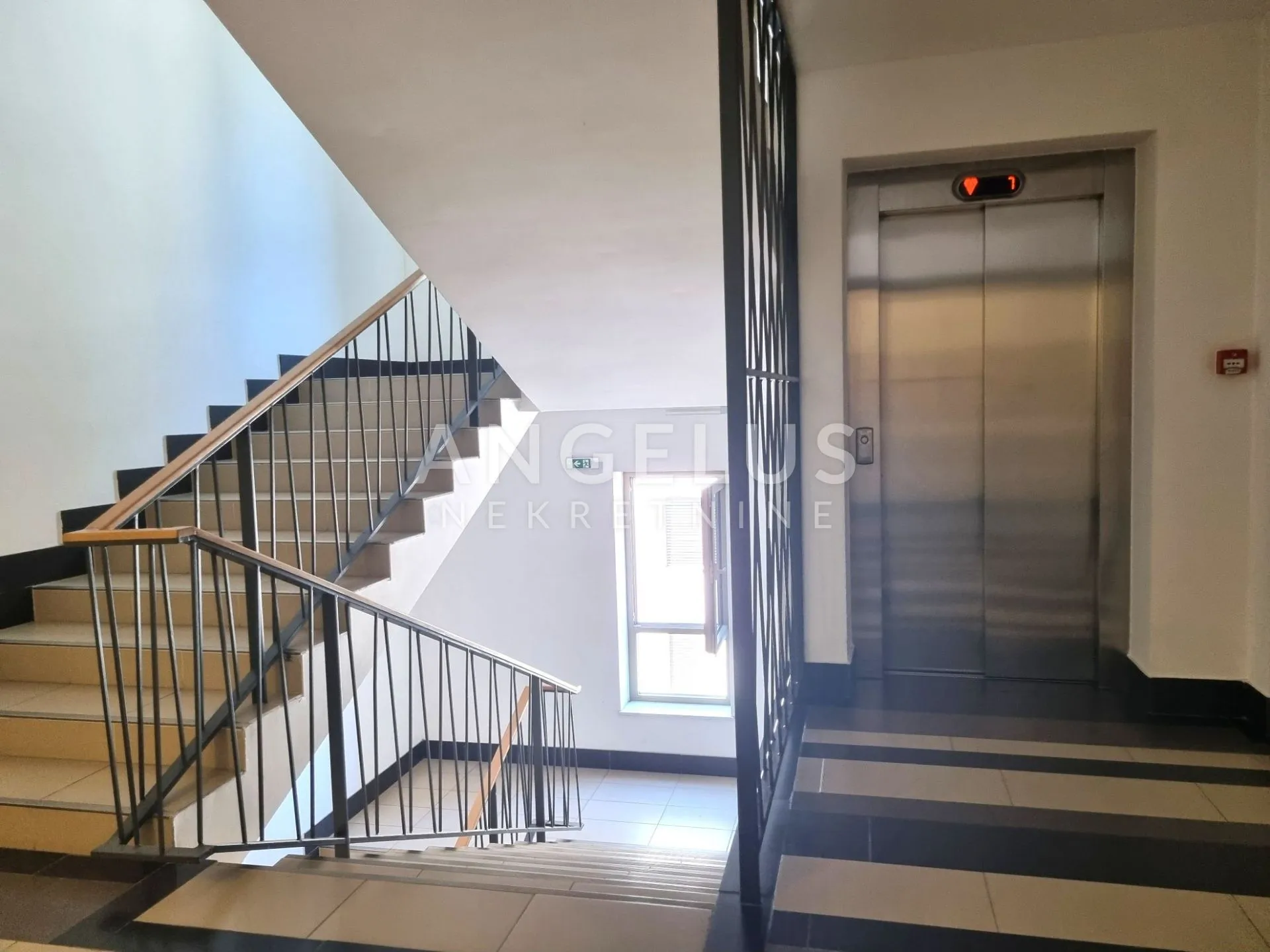 zagreb, bundek centar - poslovni prostor 56m2 + gpm - slika 17