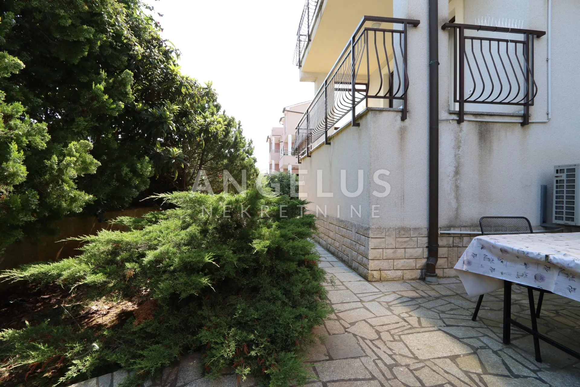 istra, pula - apartmanska kuća 629 m2 s bazenom - slika 31