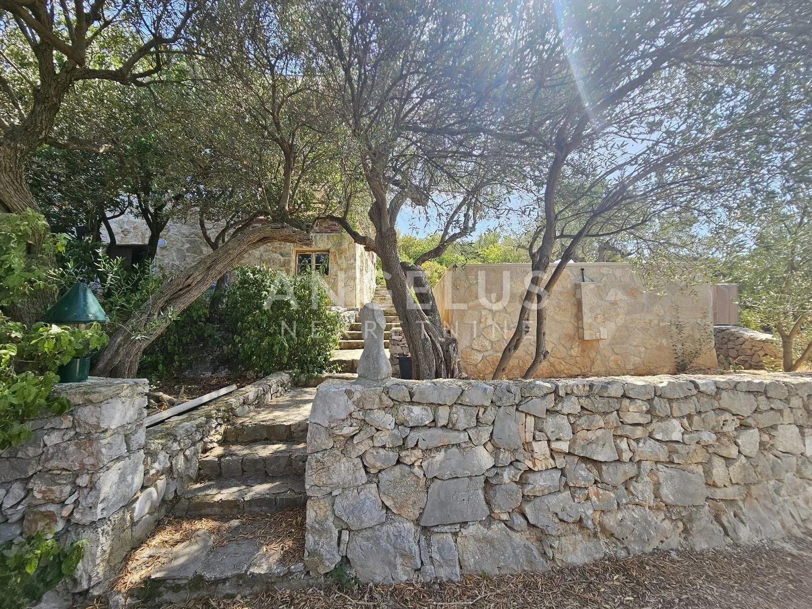 brač, bobovišća - prekrasna kamena kuća sa otvorenim pogeldom - slika 8