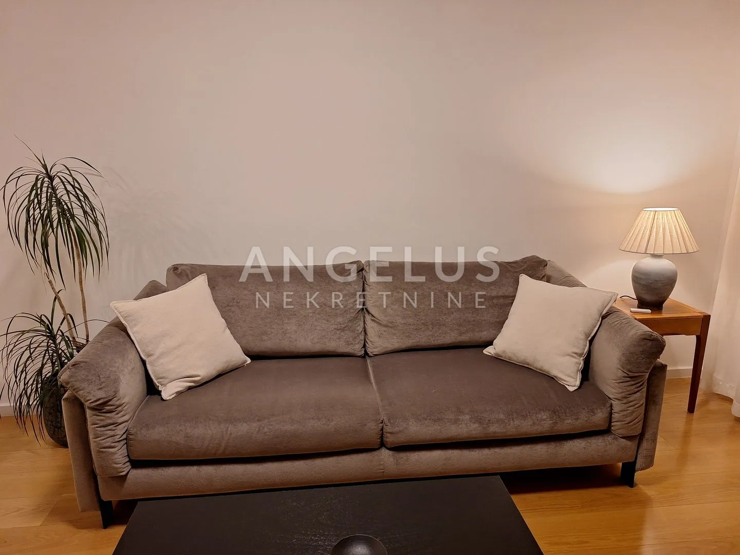 zagreb, trnje prekrasan stan 54m2 (+gpm) - slika 21