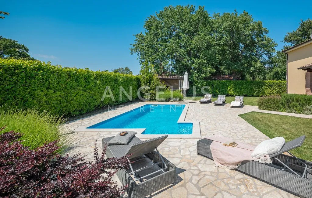 istra, sv. lovreč - vila s bazenom 120m2 - slika 26