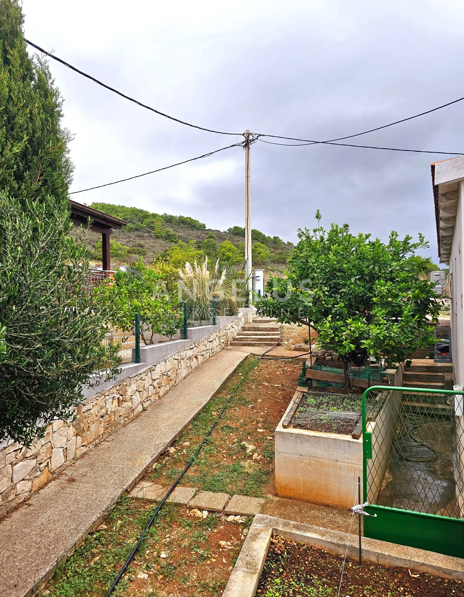 vis, rukavac - apartmanska kuća blizu mora - slika 28