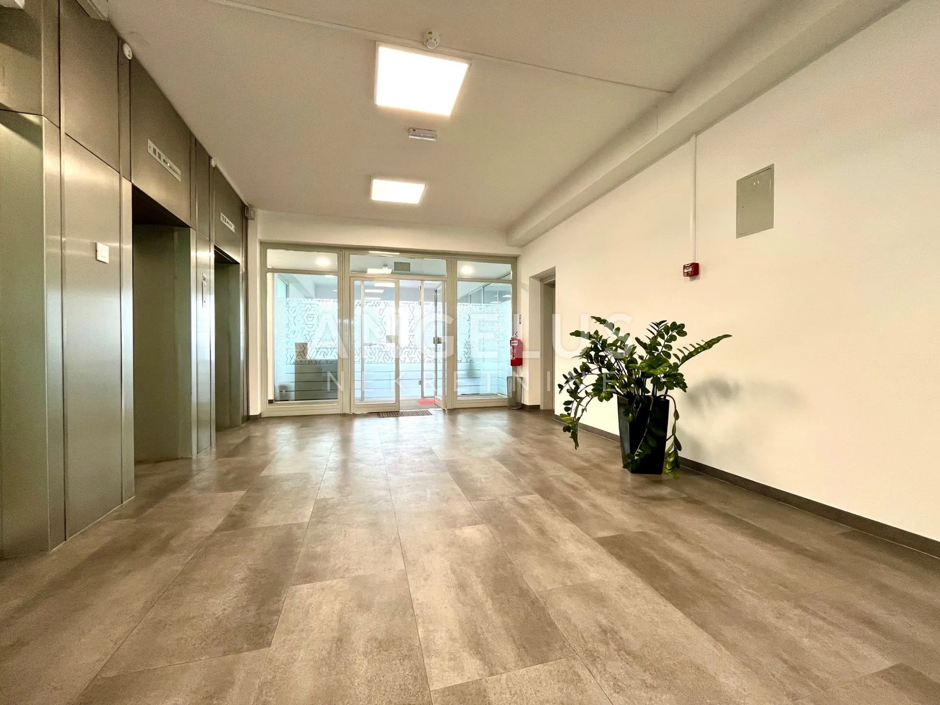 zagreb, žitnjak - poslovni prostor 110m2 - slika 3
