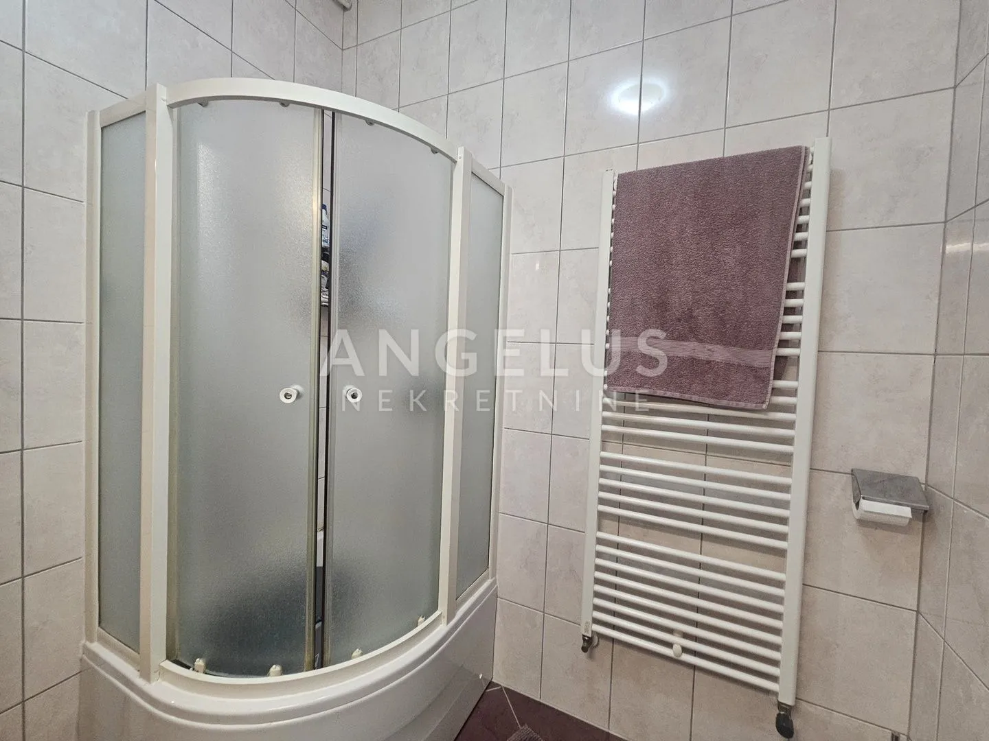 zagreb, gornja dubrava - penthouse 65m2 sa terasom i park. mjestom - slika 17