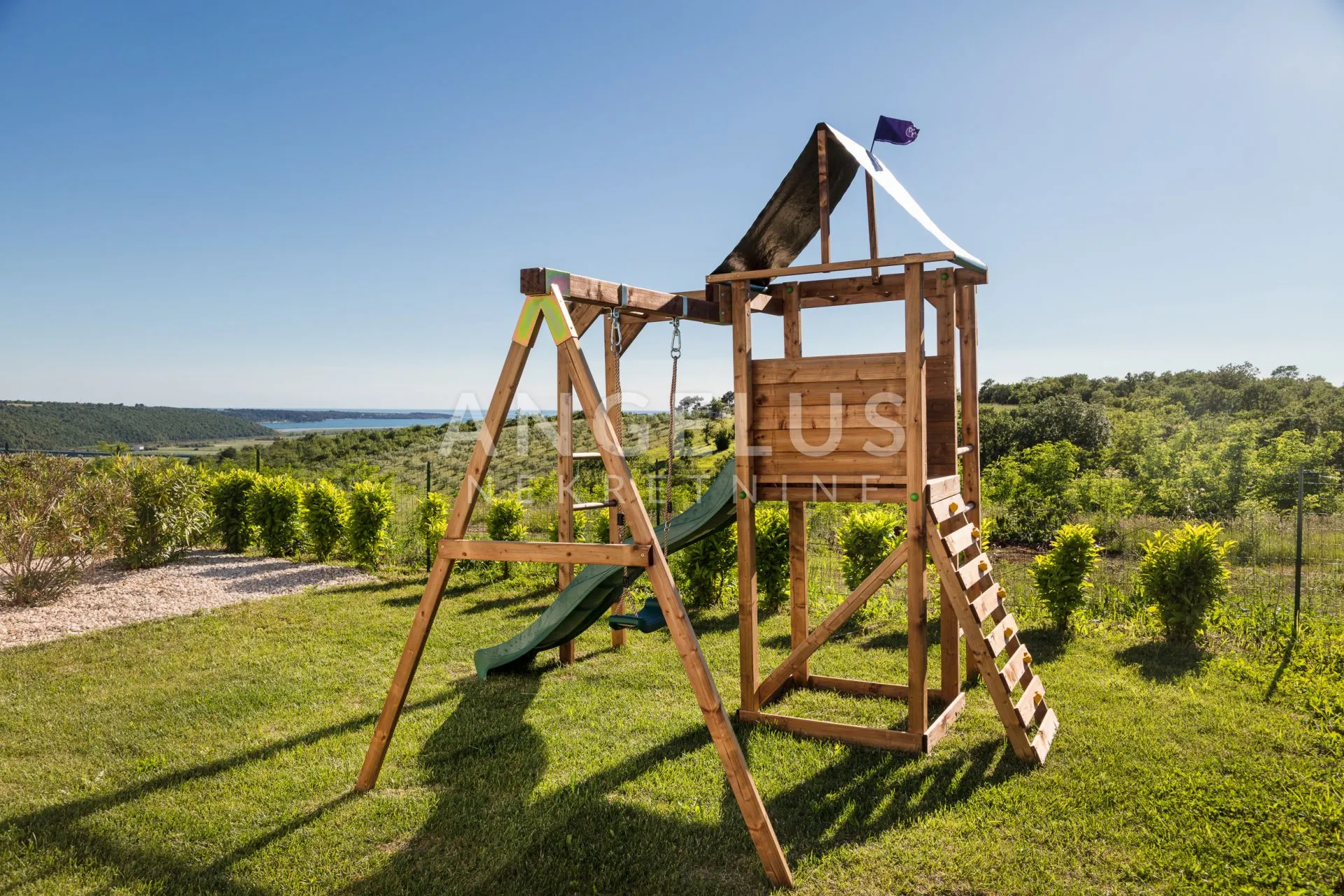 istra, novigrad - moderna vila s pogledom na more - slika 7