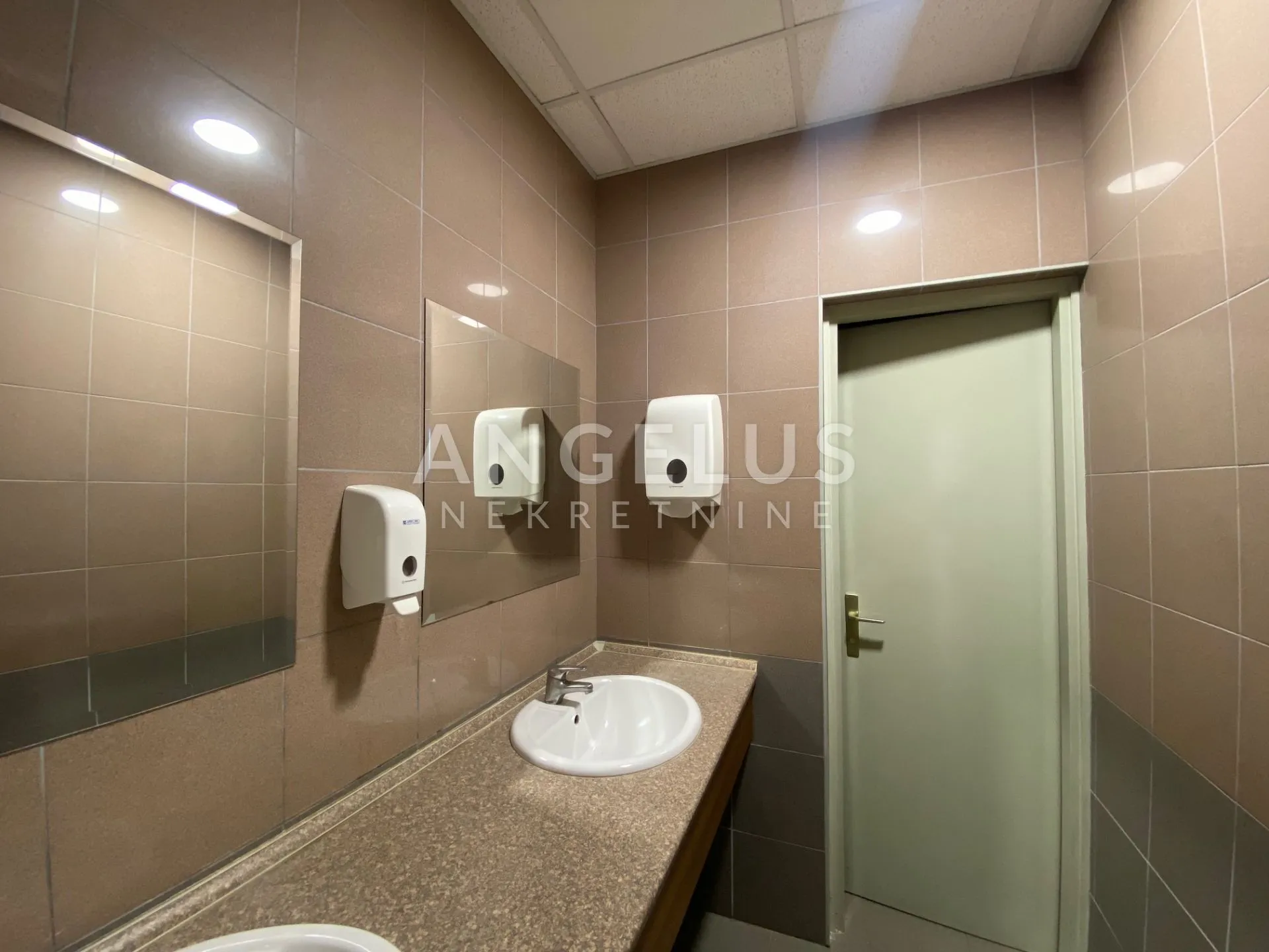 zagreb, buzin - uredski prostor 360m2 - slika 10