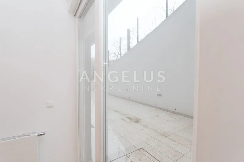 zagreb (prekrižje) stan za najam, 200m2 - slika 48