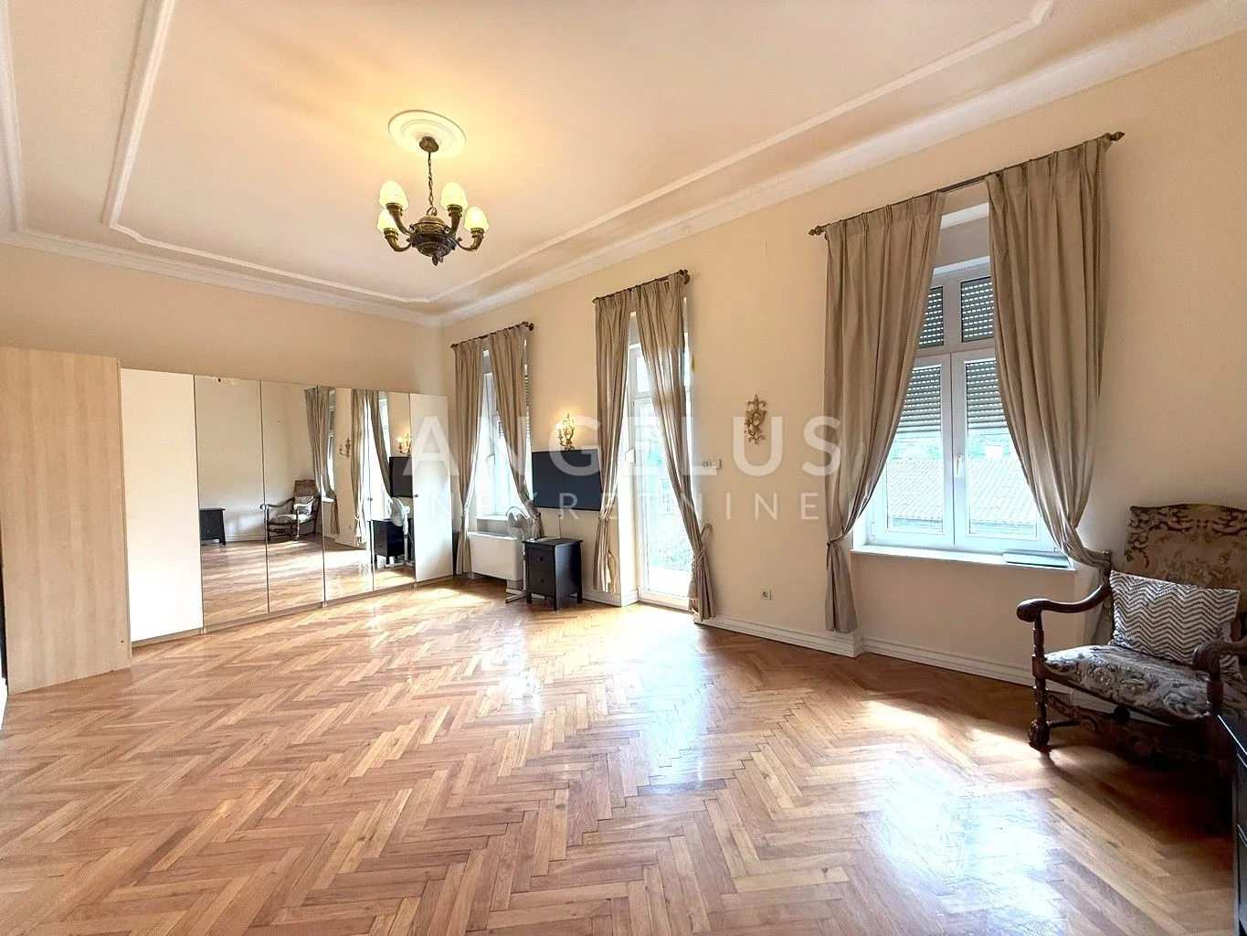 zagreb, centar- građanski stan za najam, 150m2 - slika 9