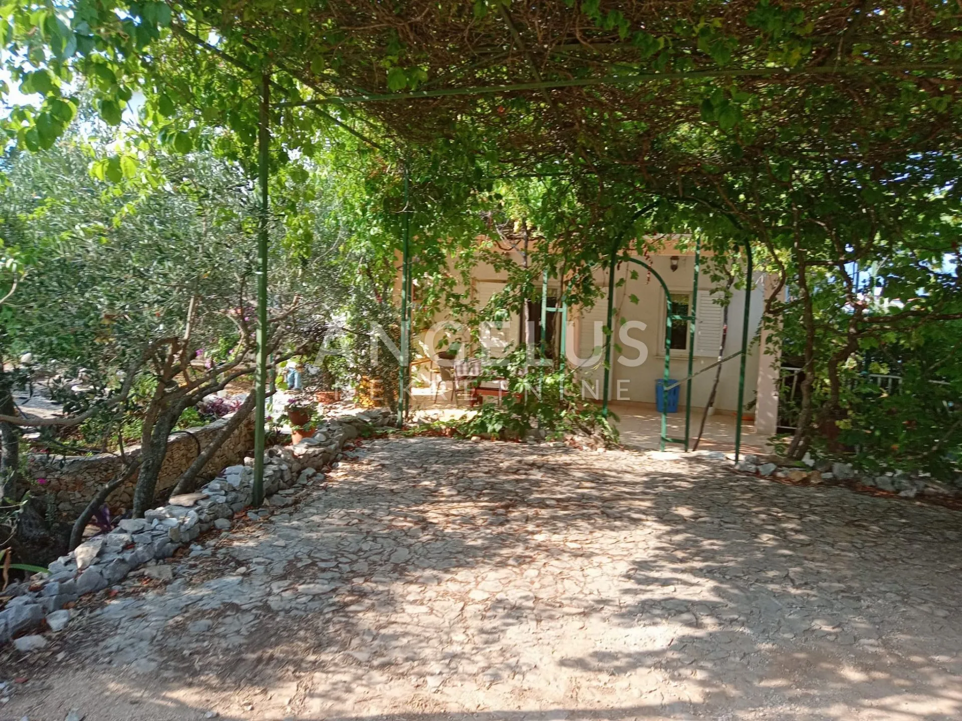 čiovo, slatine - apartmanska kuća sa bazenom prodaja - slika 5