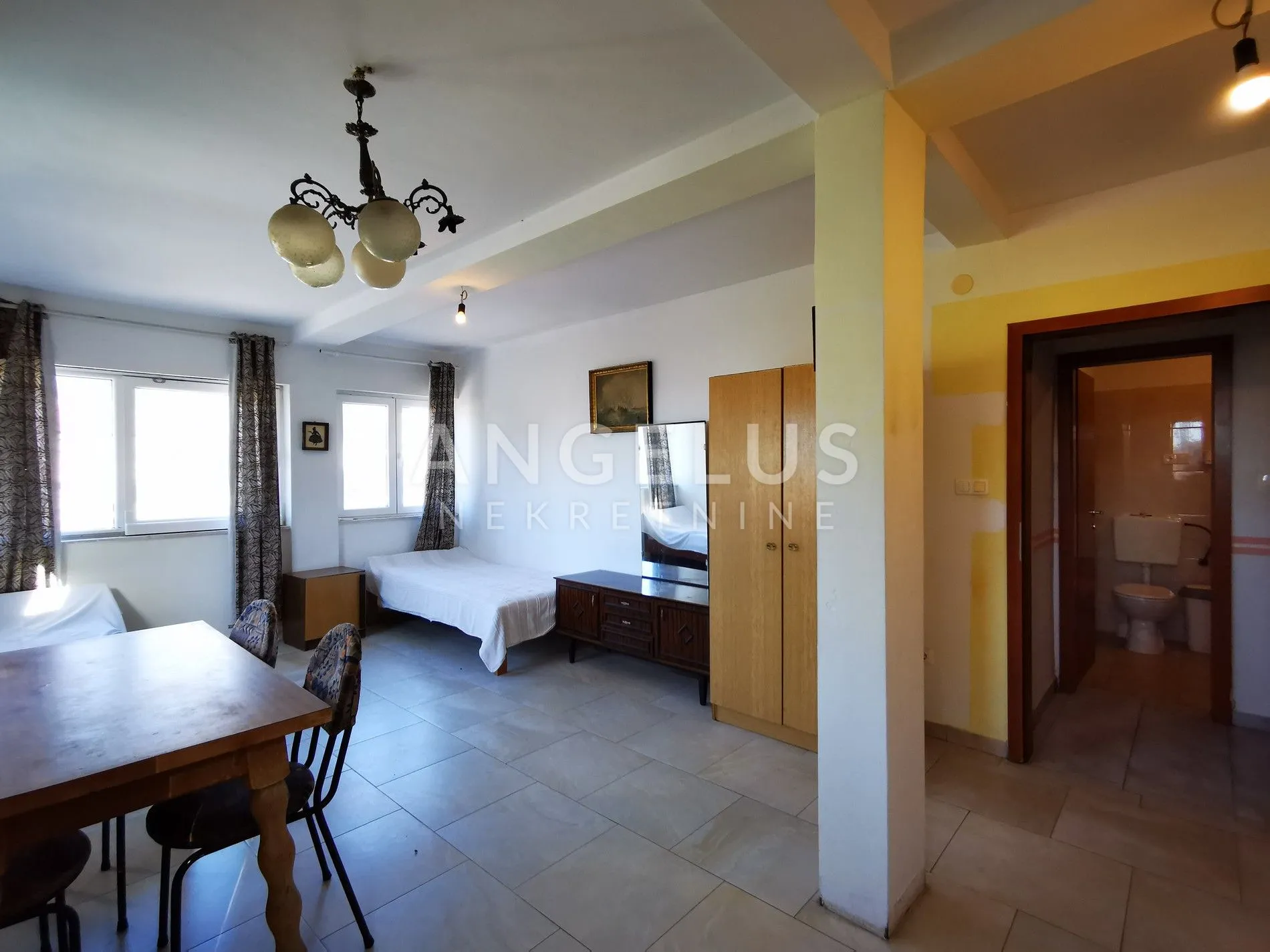 šolta, maslinica - jednosobni apartman u centru maslinice, 43 m2 prodaja - slika 5