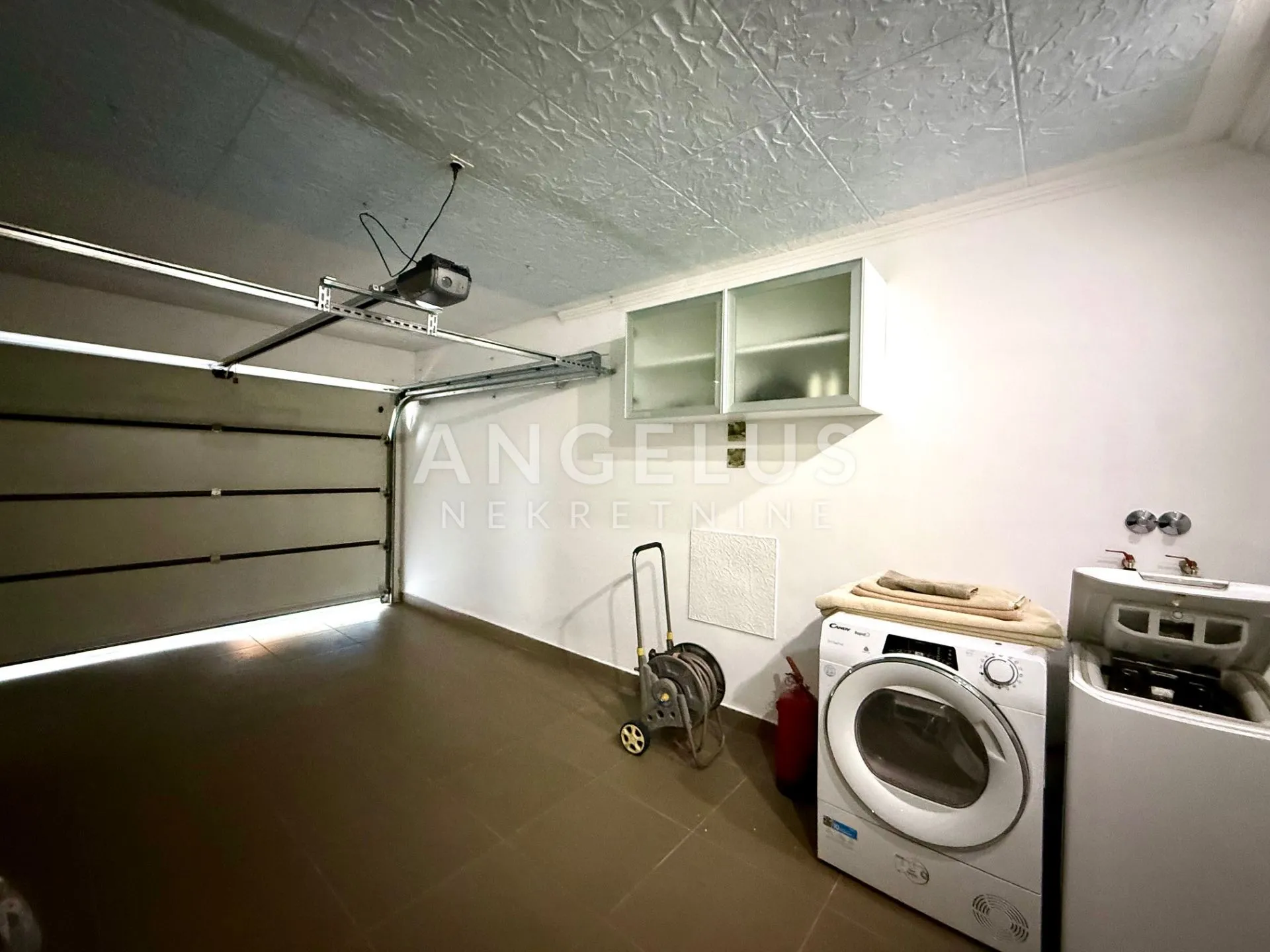 zagreb, mlinarska - stan za najam, 200 m2 - slika 21