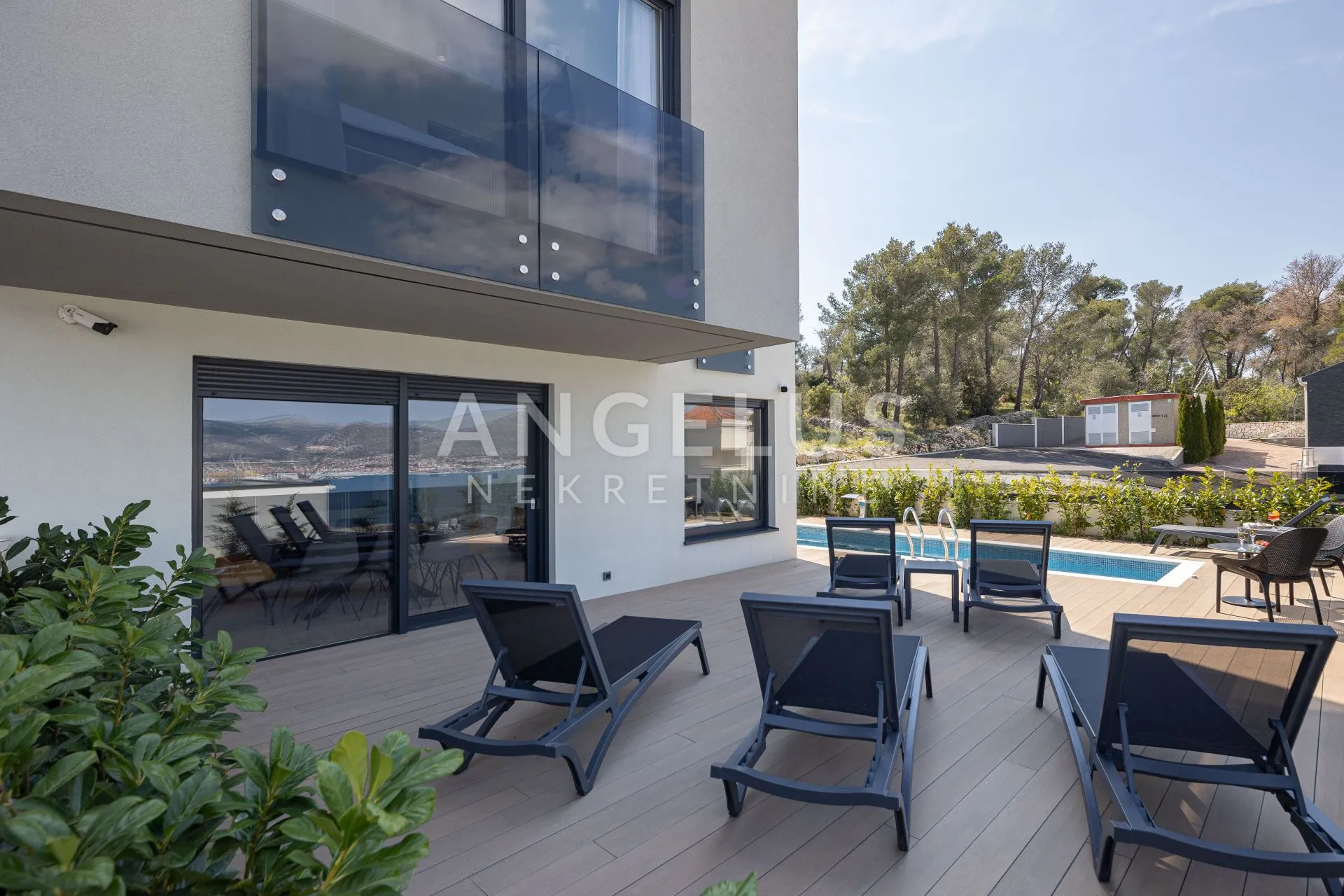 trogir, čiovo - luksuzna vila u nizu, sa bazenom i prekrasnim pogledom na more, 282 m2 - slika 25