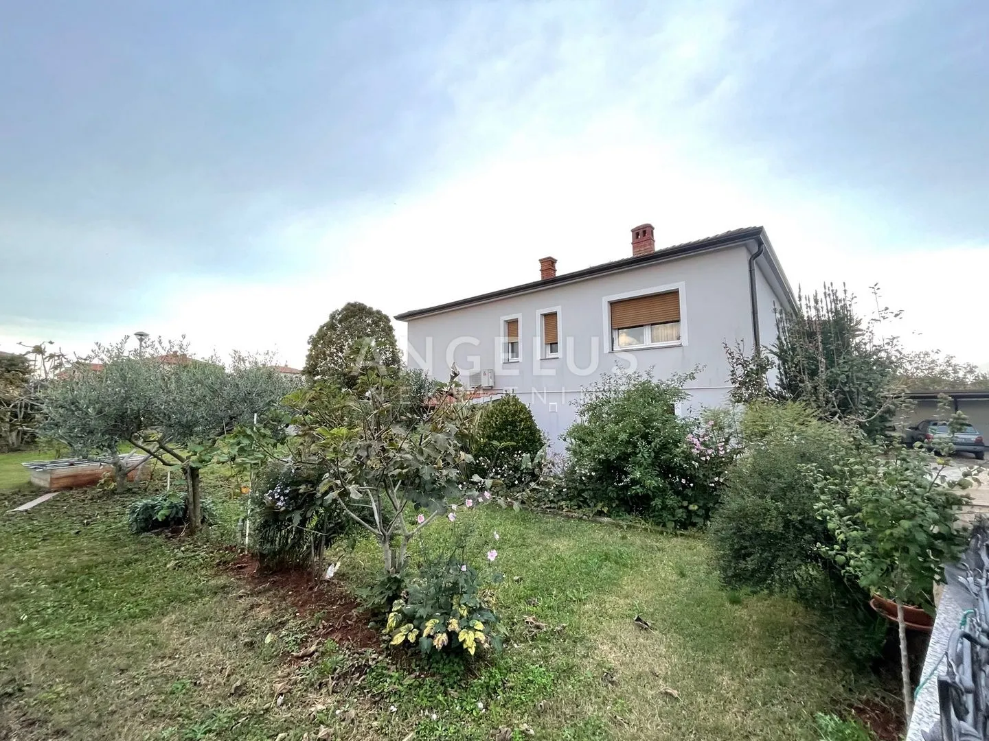 istra, umag - kuća s velikom okućnicom - slika 16