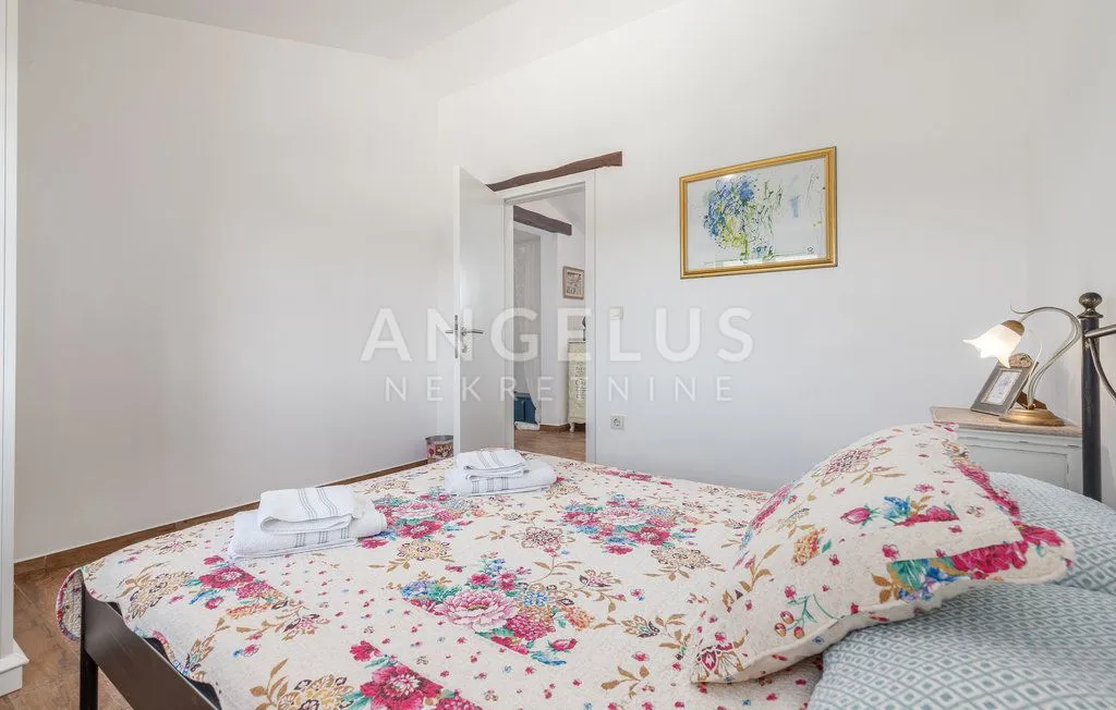 istra, sv. lovreč - vila s bazenom 120m2 - slika 20