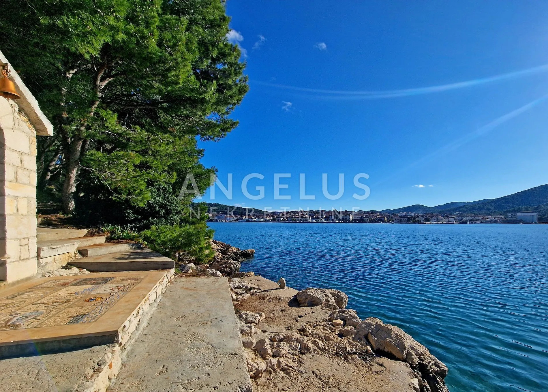 otok korčula, vela luka – građevno zemljište s pogledom na more – 960 m2 - slika 10