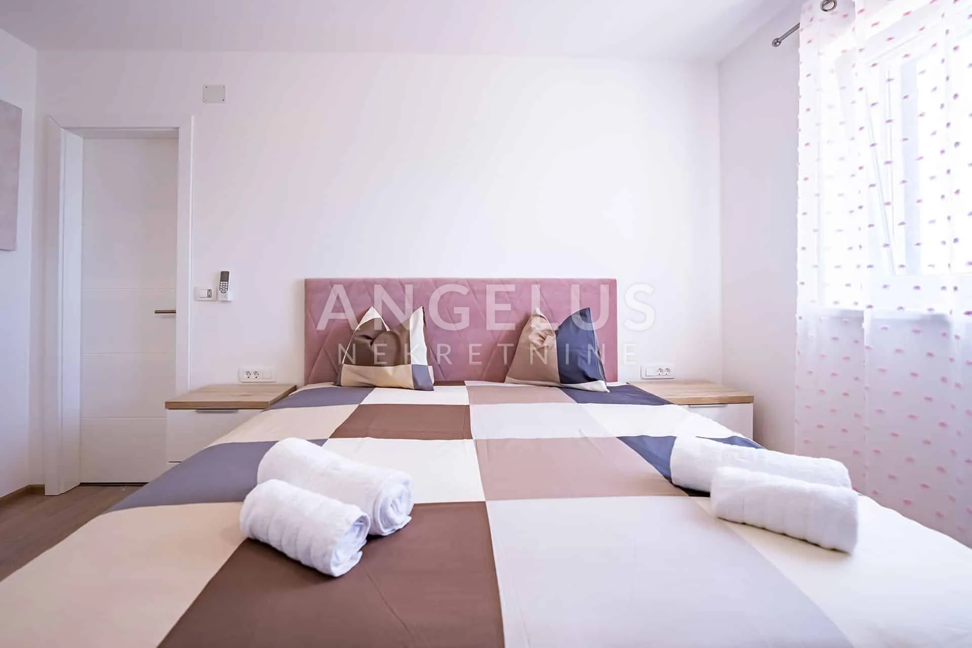 krk, dobrinj - vila s bazenom 185m2 - slika 21