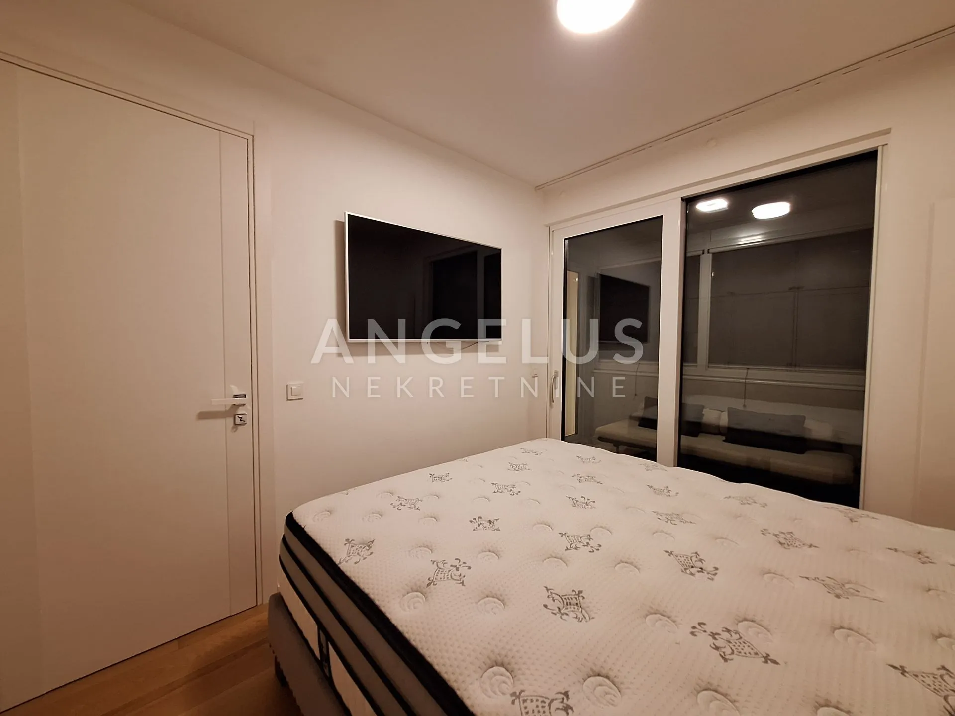 zagreb, trnje prekrasan stan 54m2 (+gpm) - slika 6