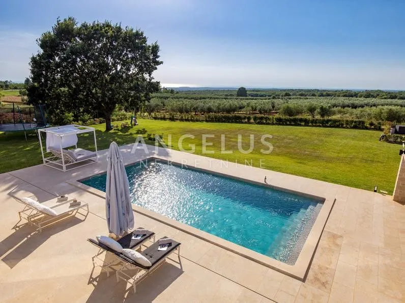 istra, višnjan - vila 402m2 s pogledom na more - slika 35