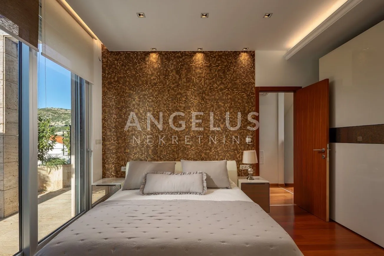dubrovnik, lapad – moderan penthouse 240m2 s bazenom - slika 14