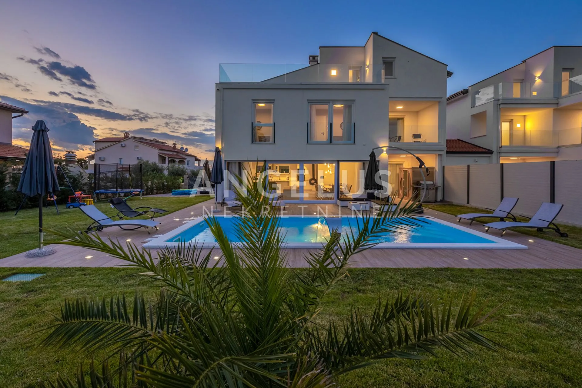 Istra, Poreč - prodaje se Villa sa bazenom - Mihatovići, Poreč